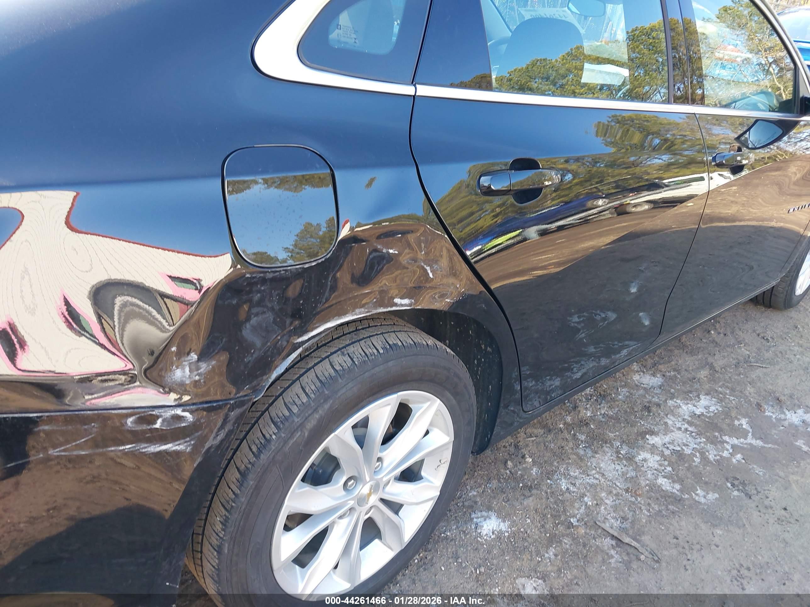 CHEVROLET MALIBU image 6