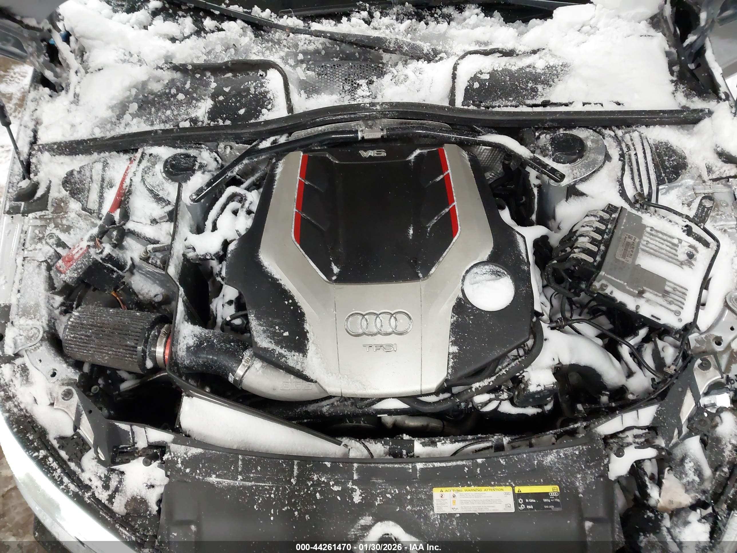 AUDI S4 image 10