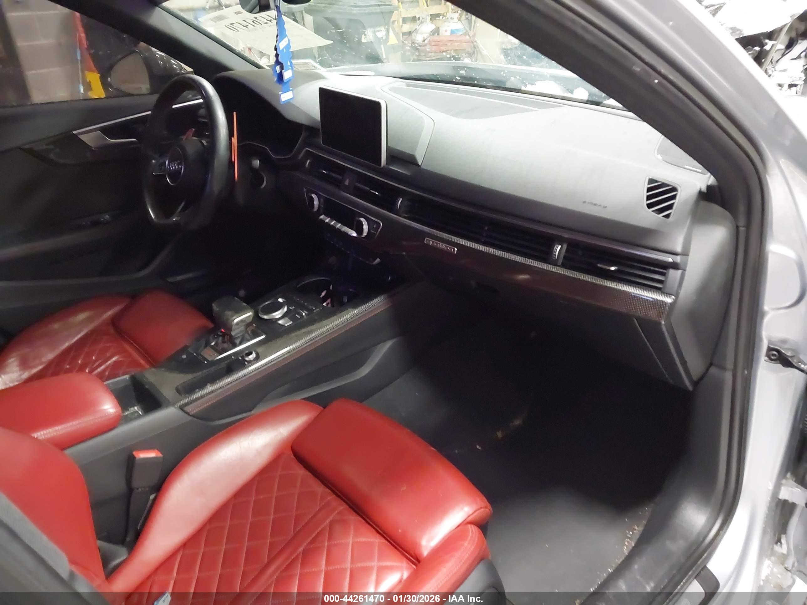 AUDI S4 image 5