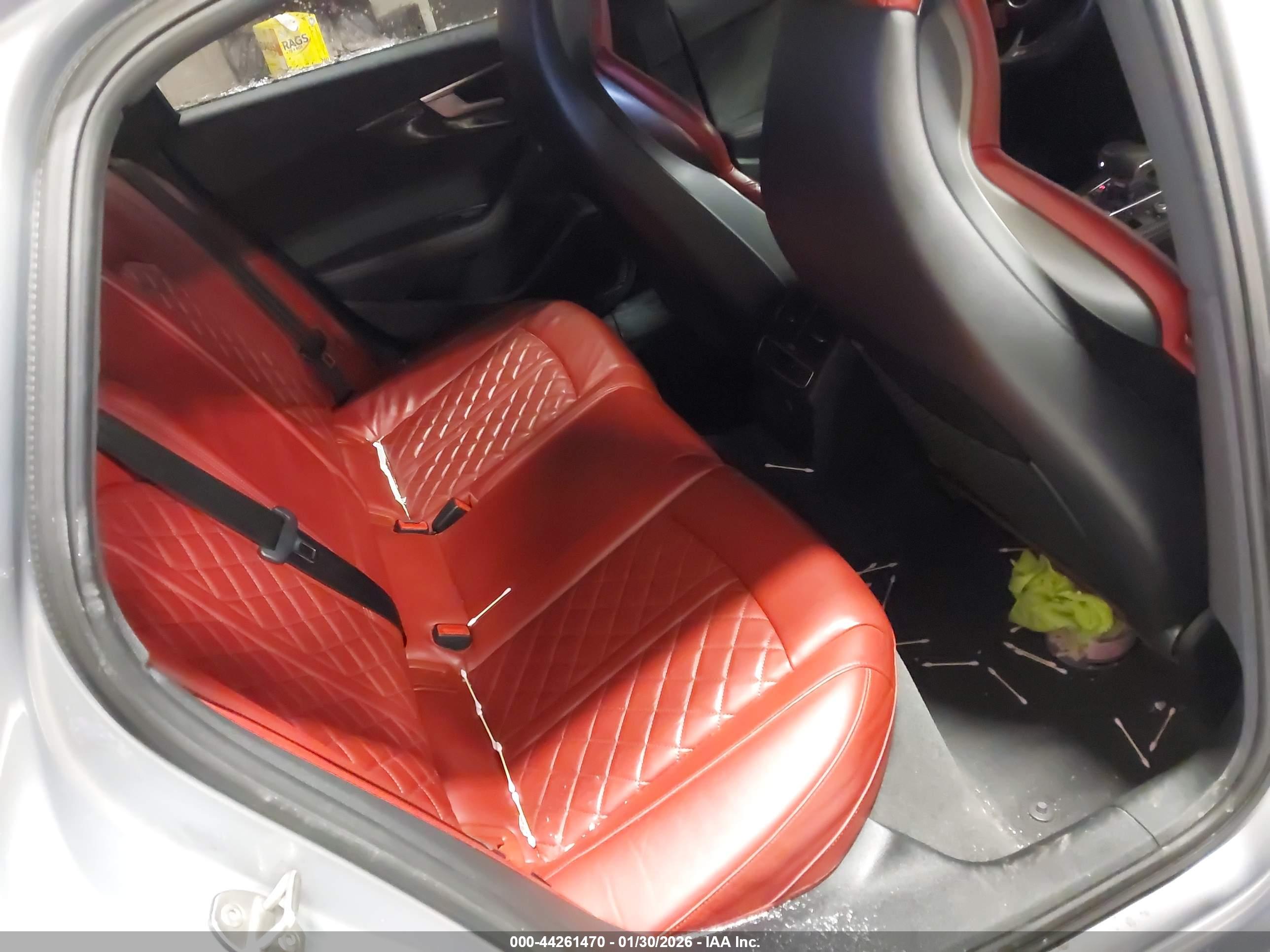 AUDI S4 image 8