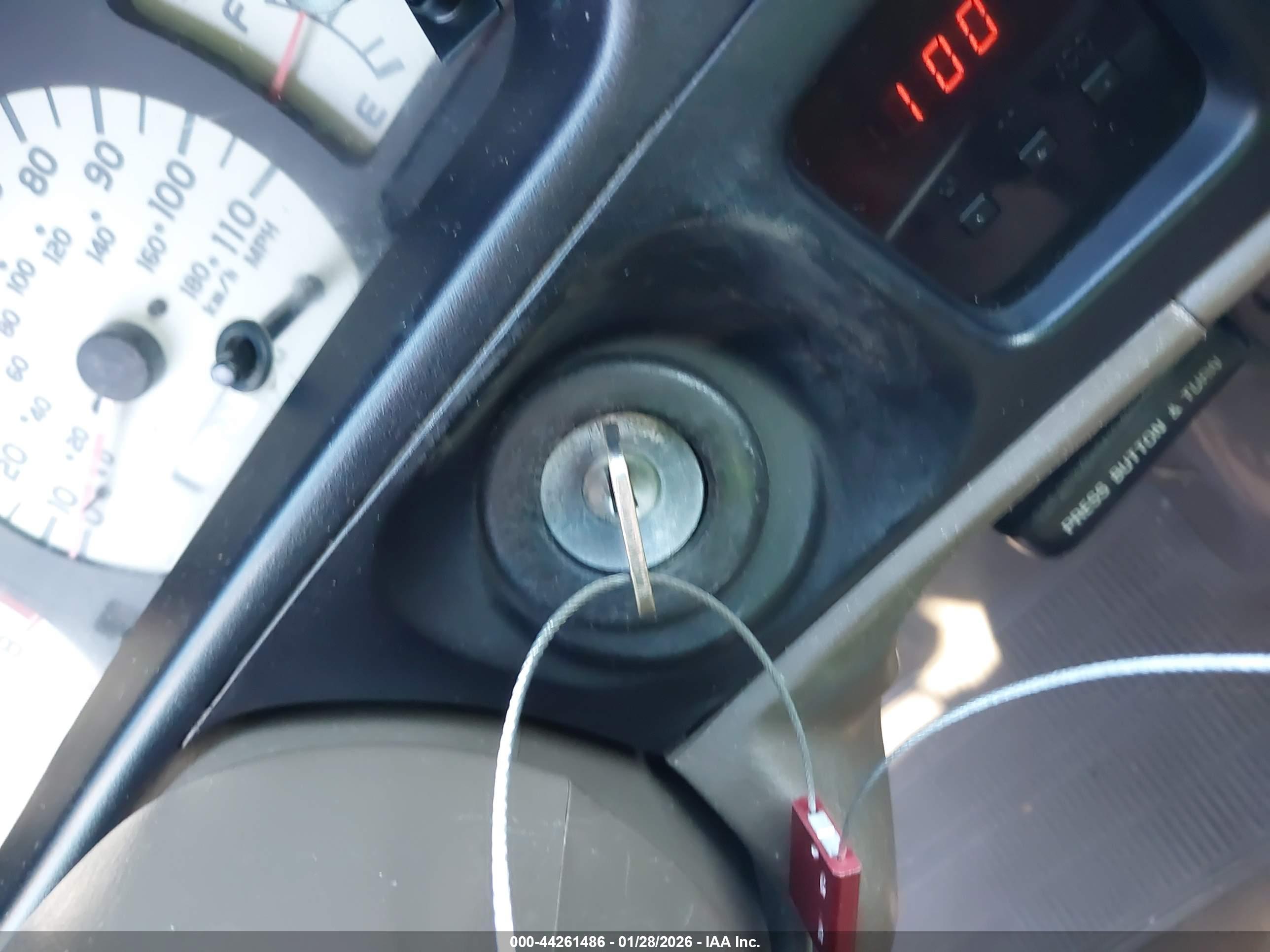 TOYOTA TACOMA image 11