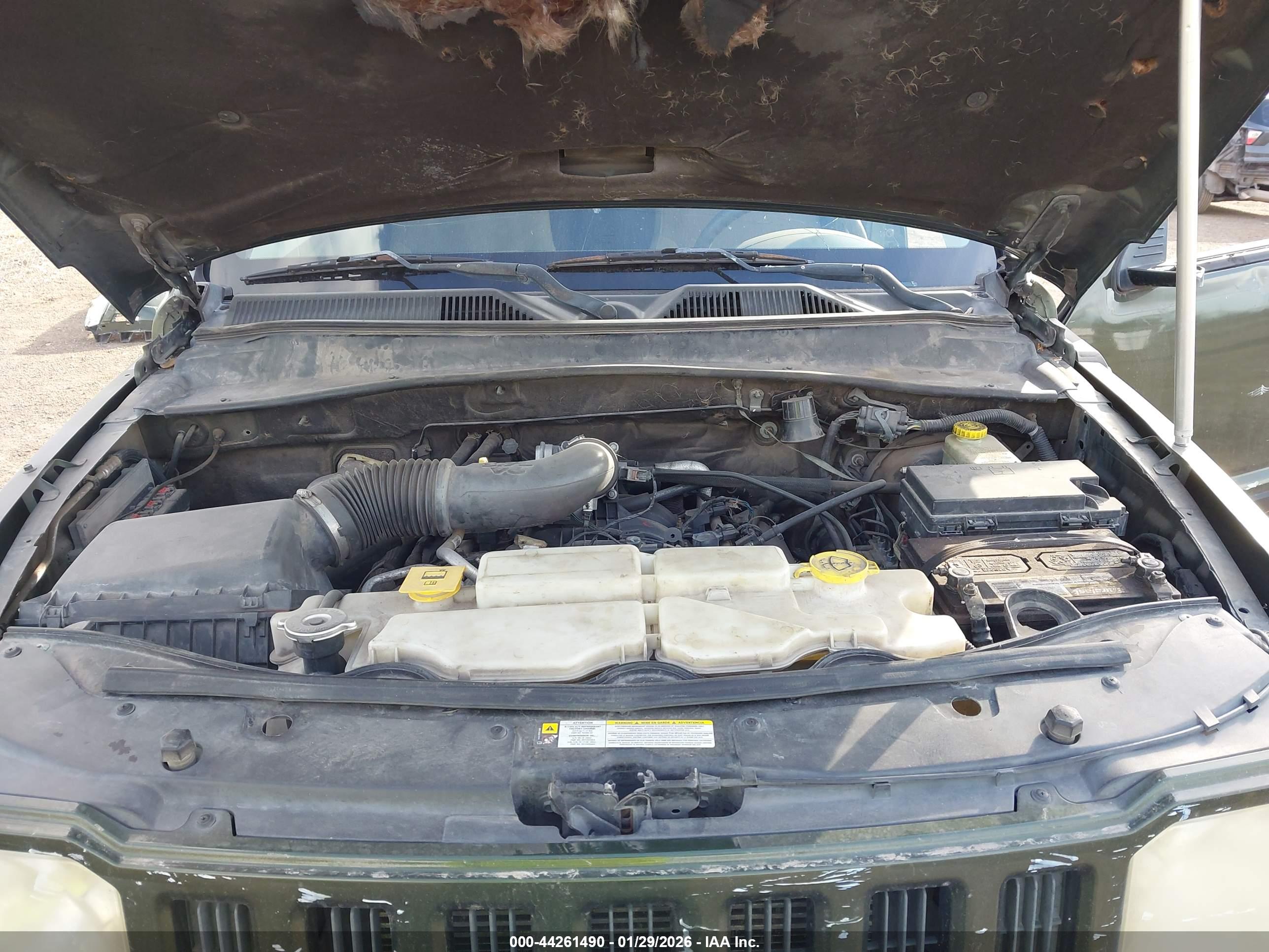 JEEP LIBERTY image 10