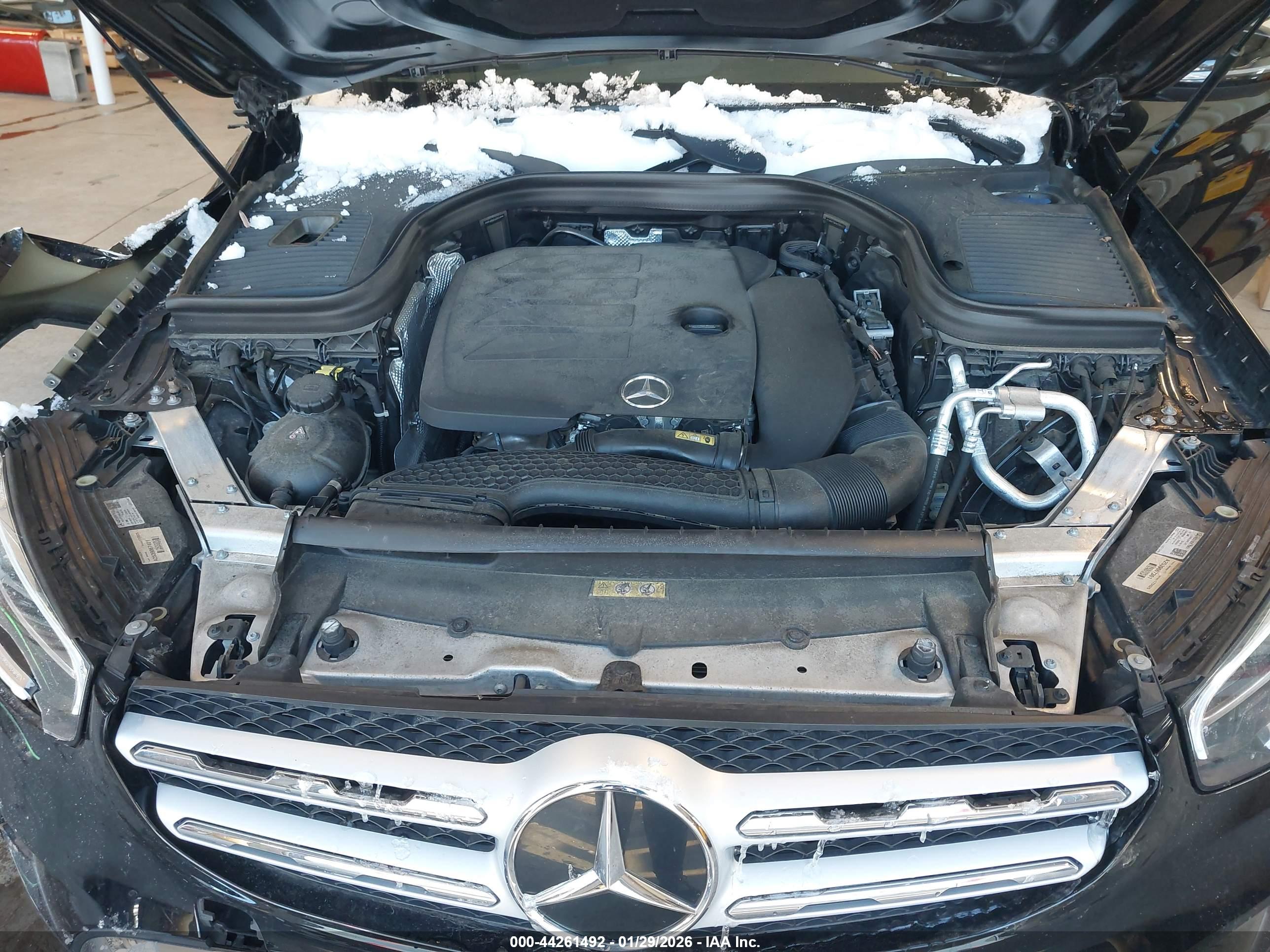 MERCEDES-BENZ GLC image 10