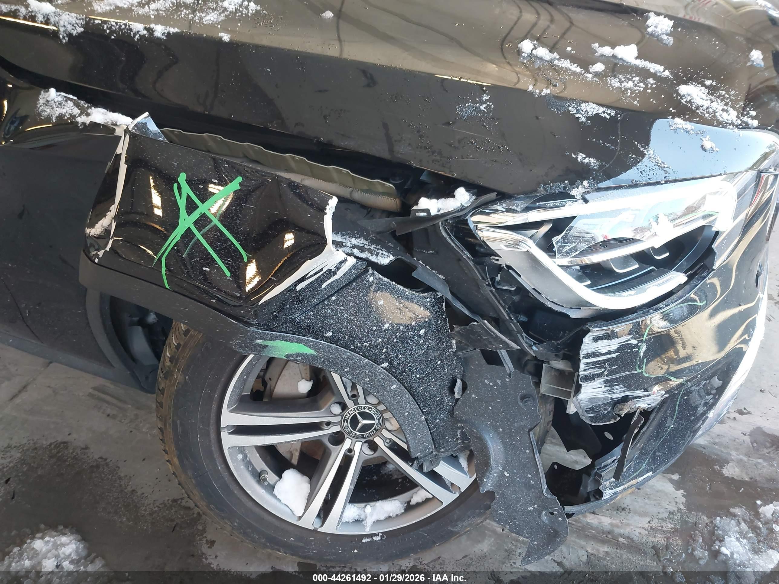 MERCEDES-BENZ GLC image 6
