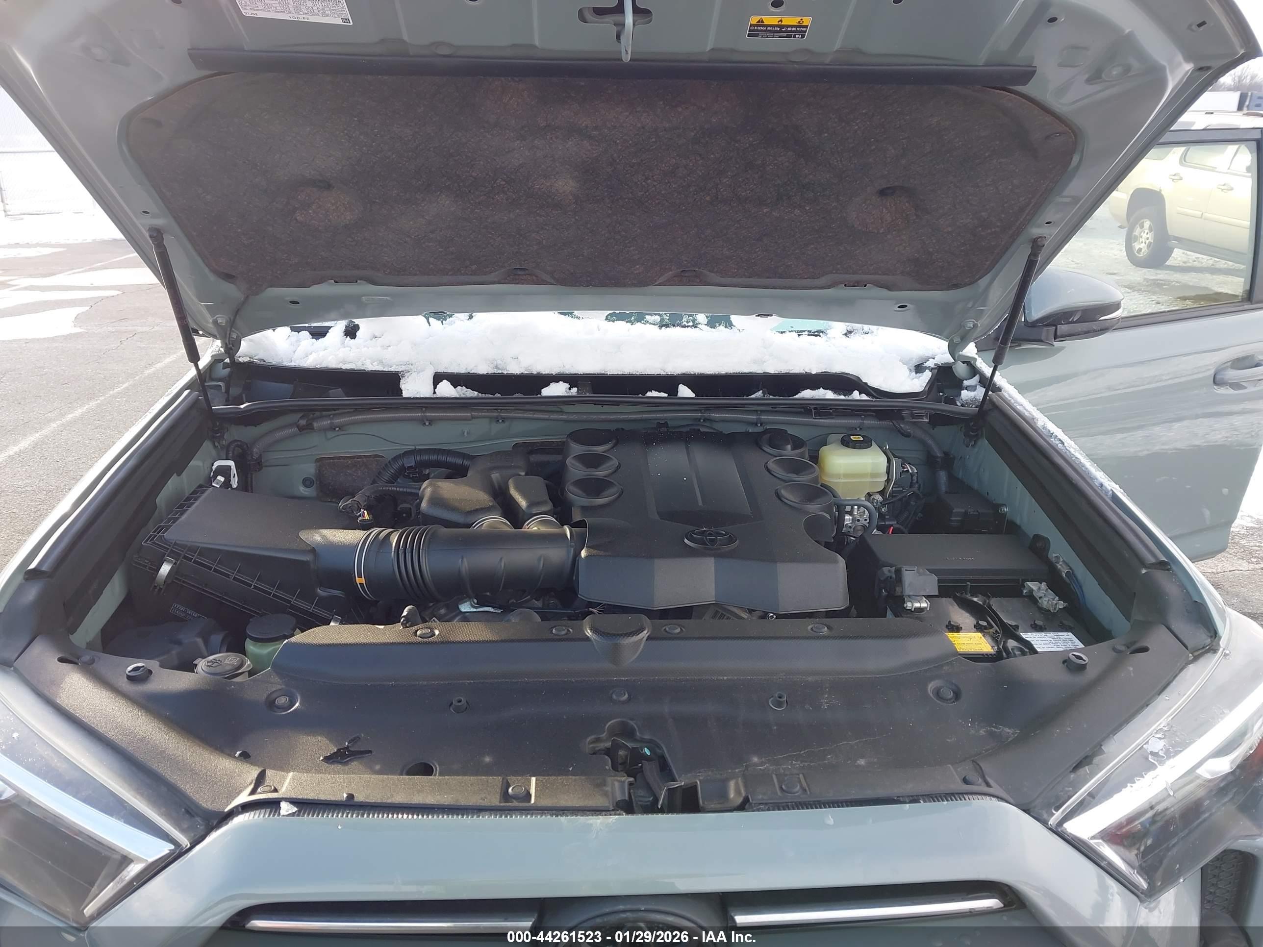 TOYOTA 4RUNNER image 10