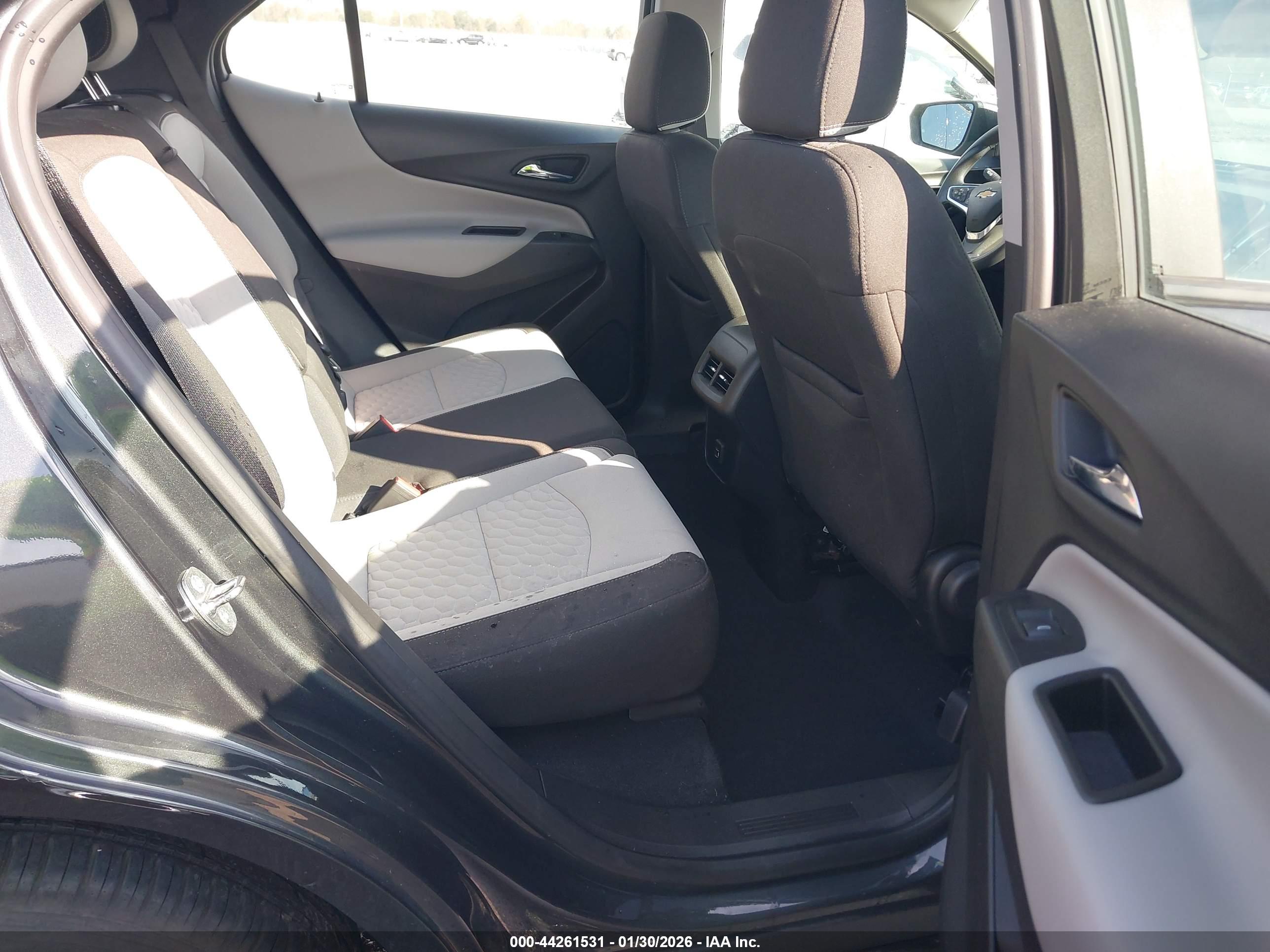 CHEVROLET EQUINOX image 5