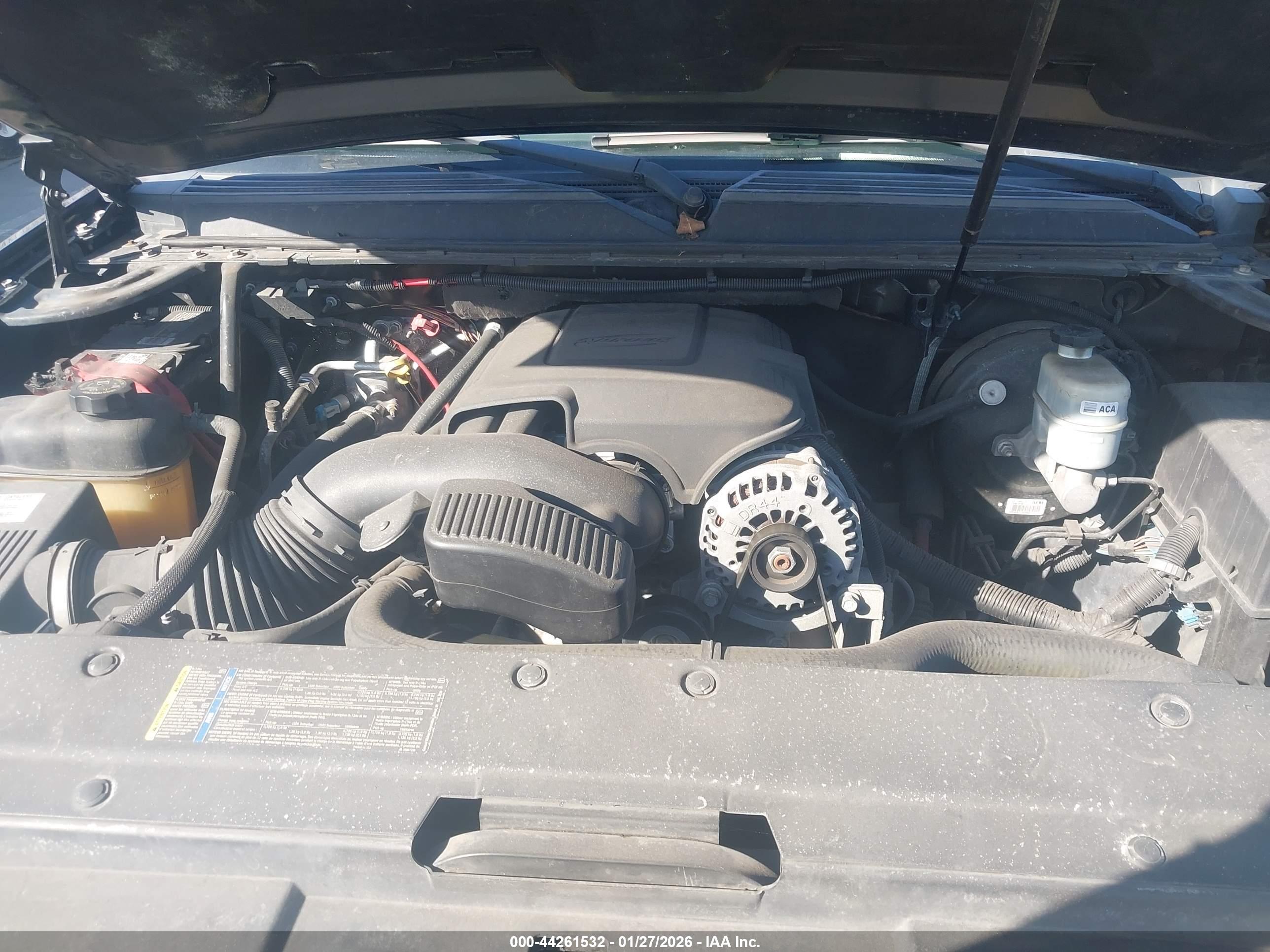 CHEVROLET TAHOE image 10