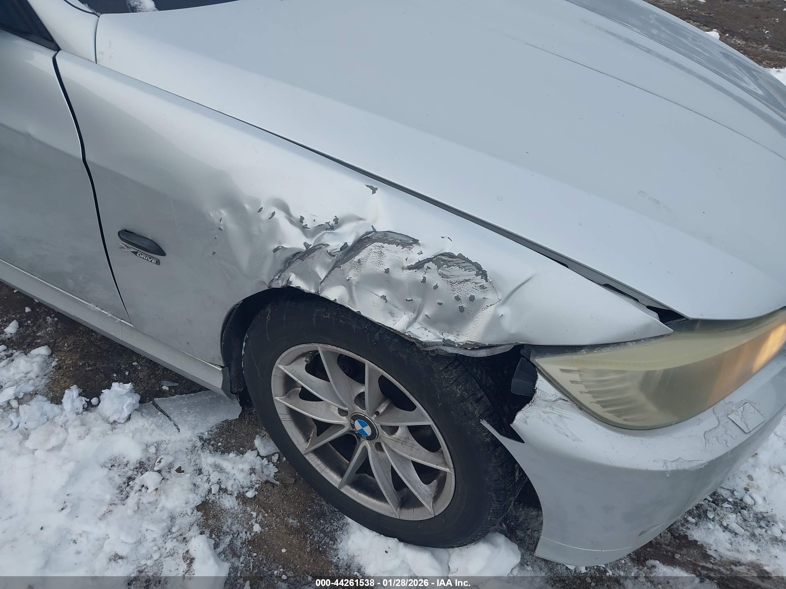 BMW 328I image 6