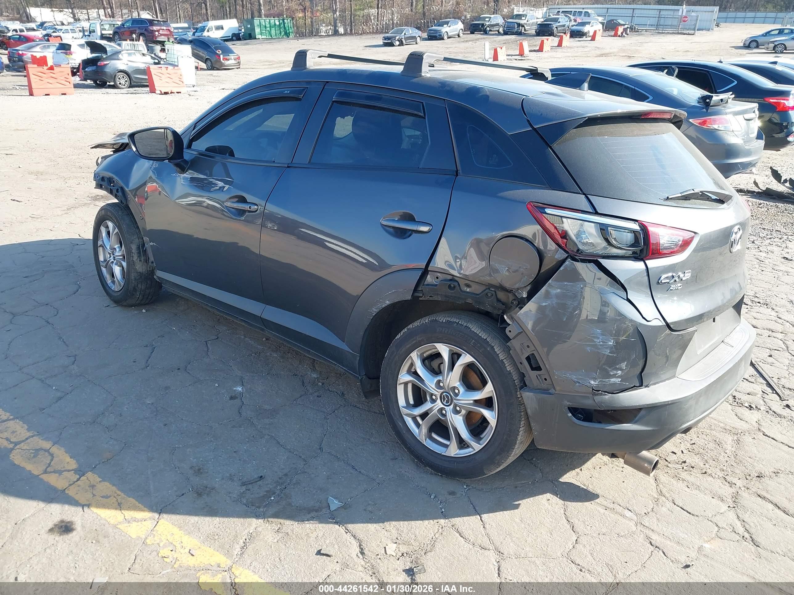 MAZDA CX-3 image 3