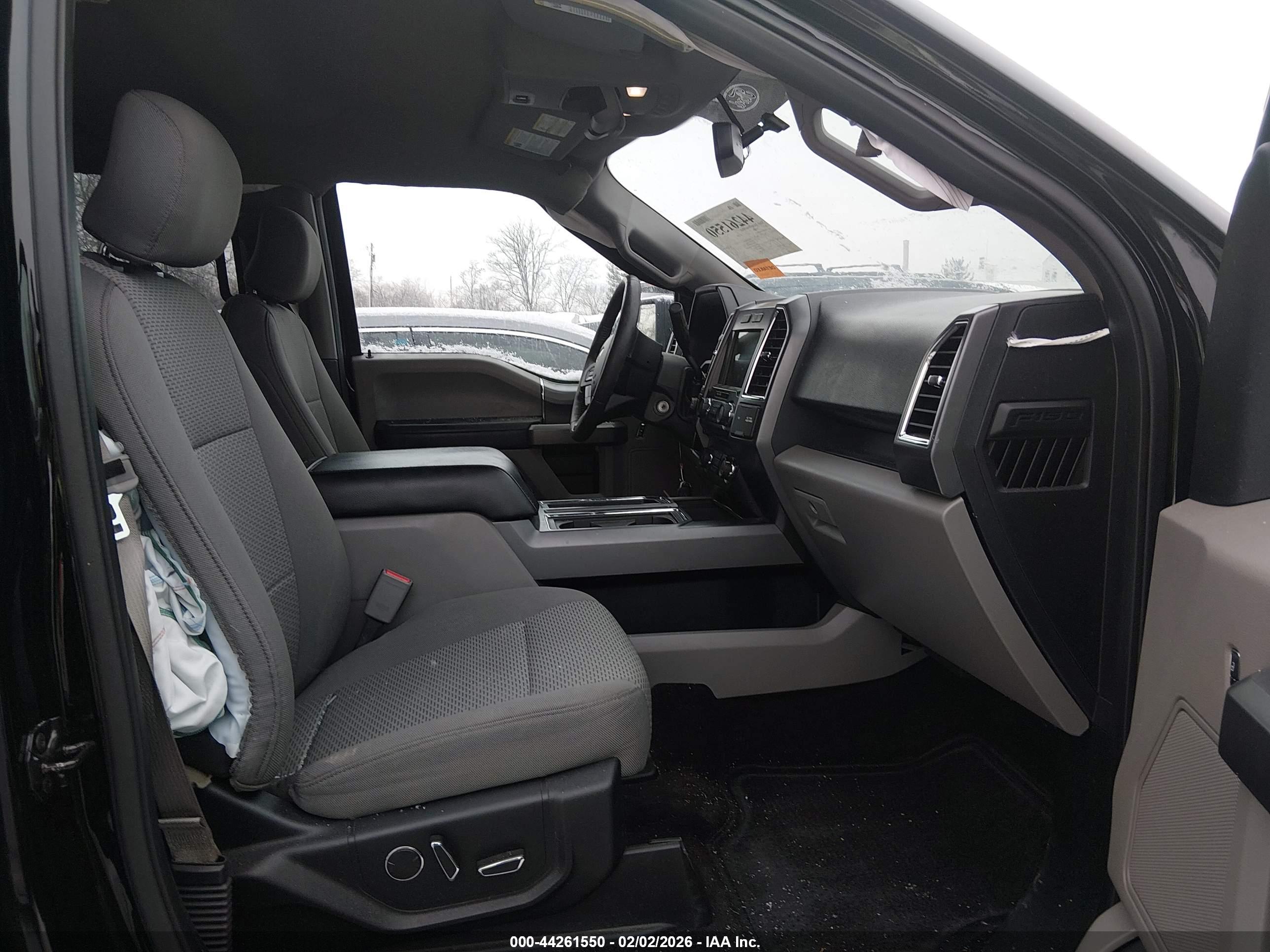 FORD F-150 image 5