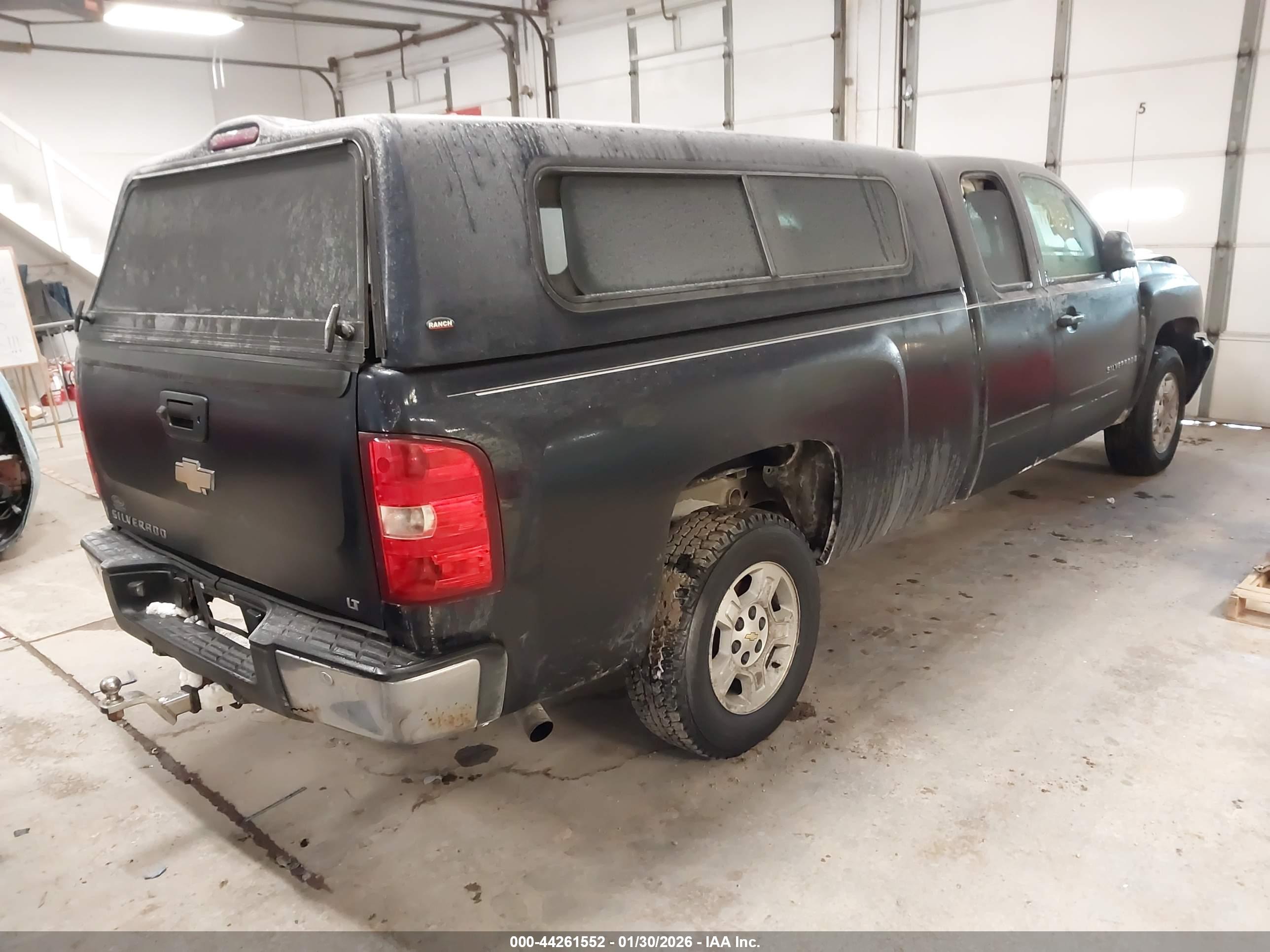 CHEVROLET SILVERADO image 4