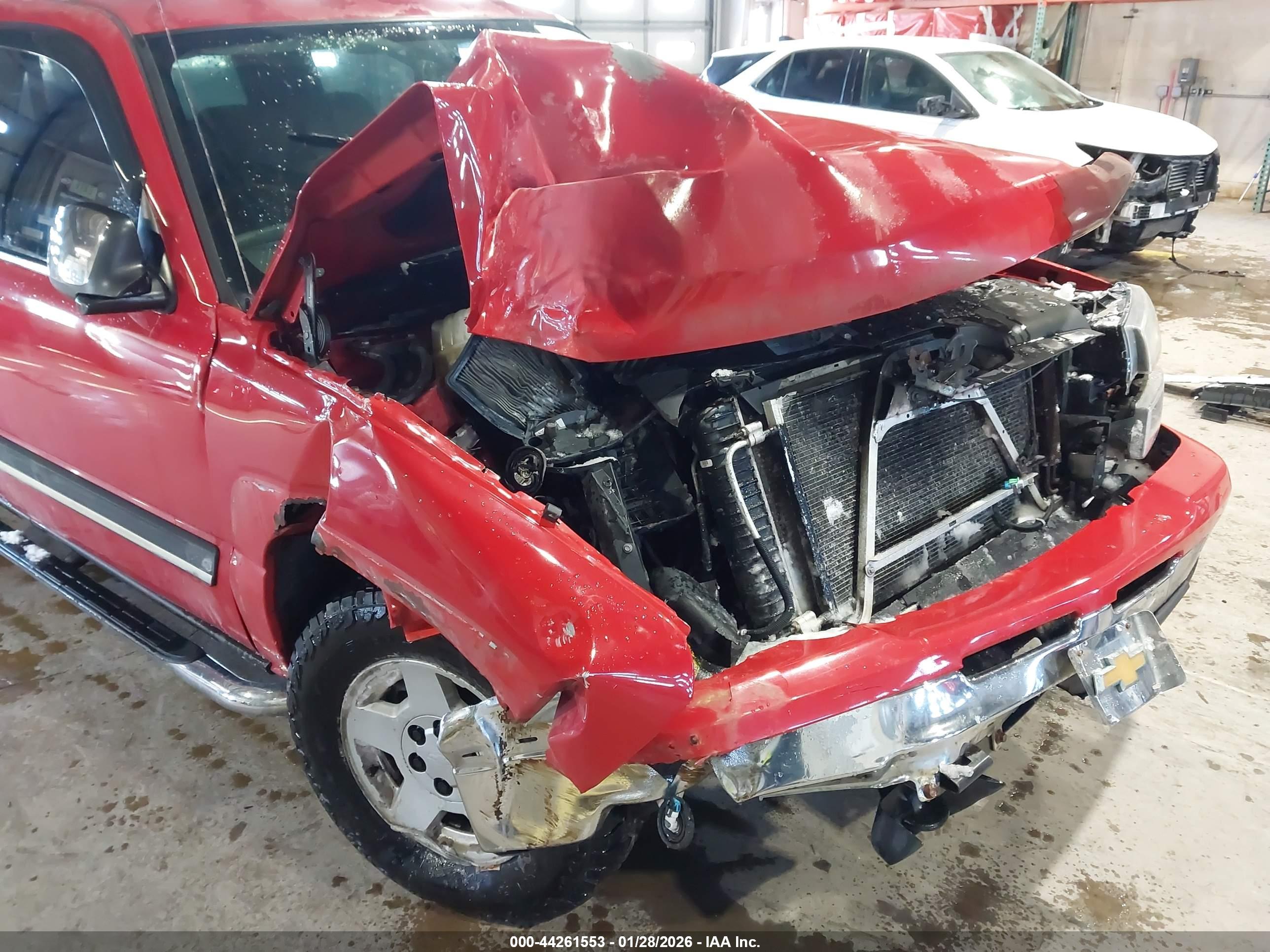 CHEVROLET SILVERADO image 6