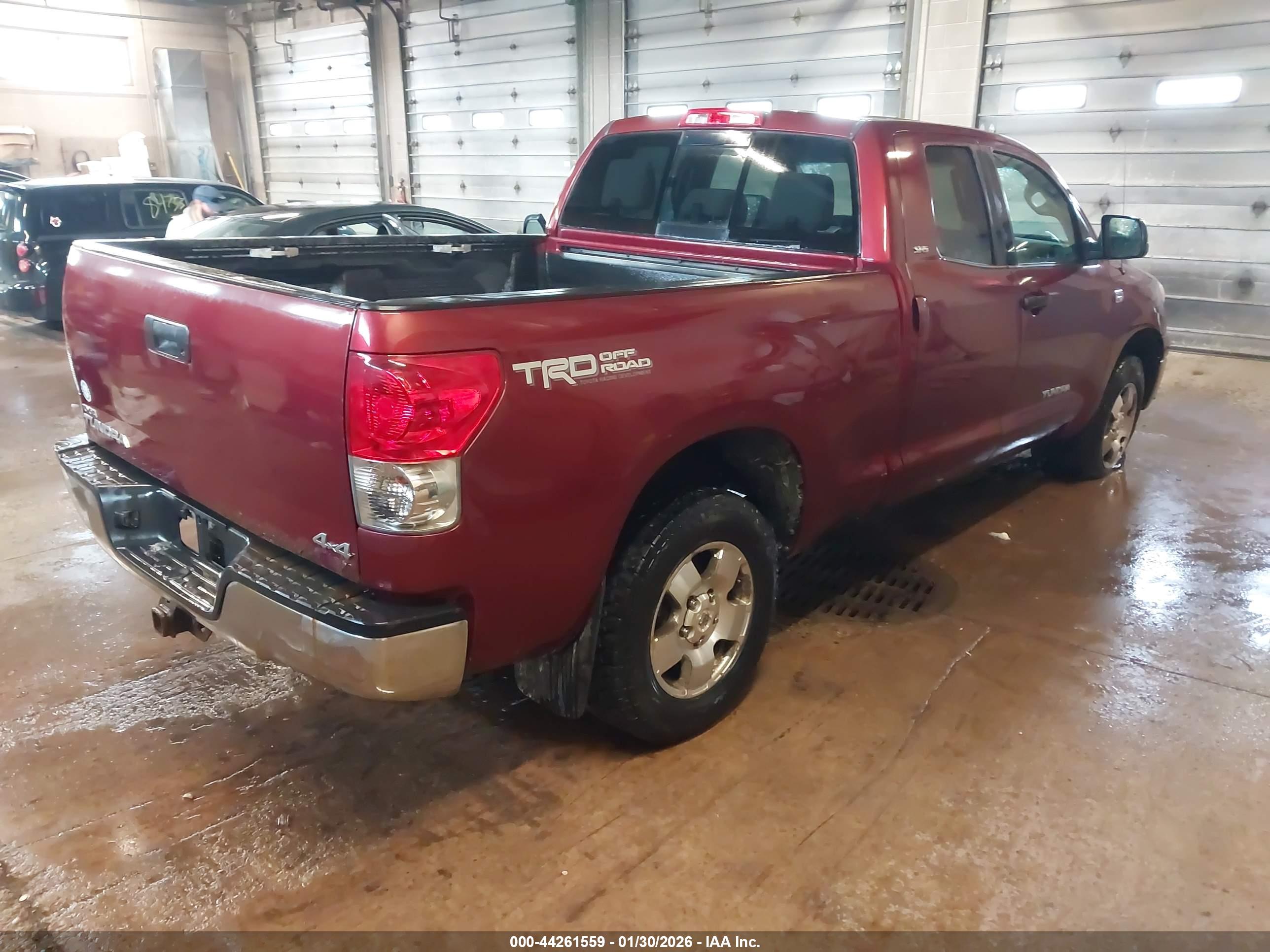 TOYOTA TUNDRA image 4