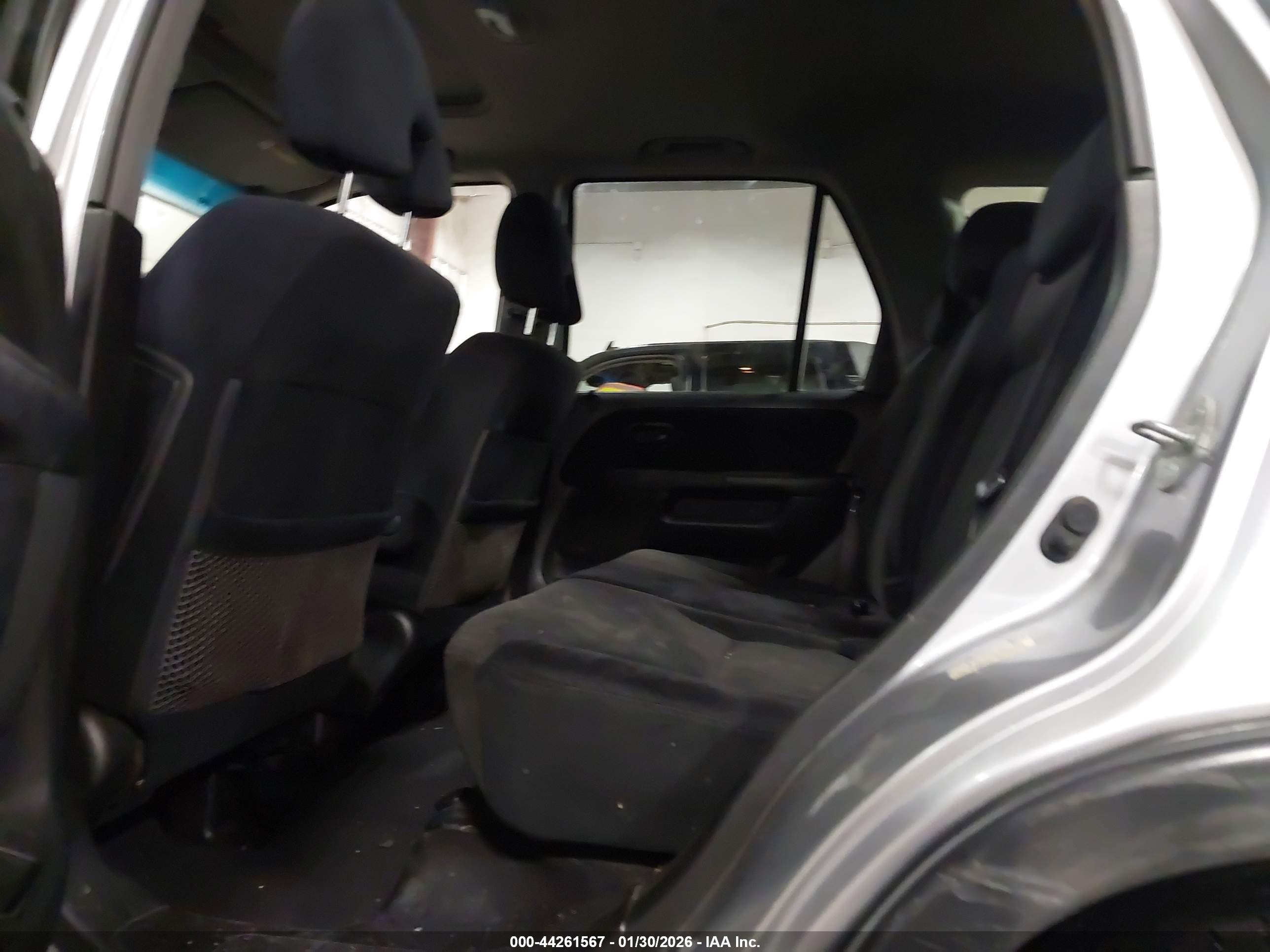 HONDA CR-V image 8