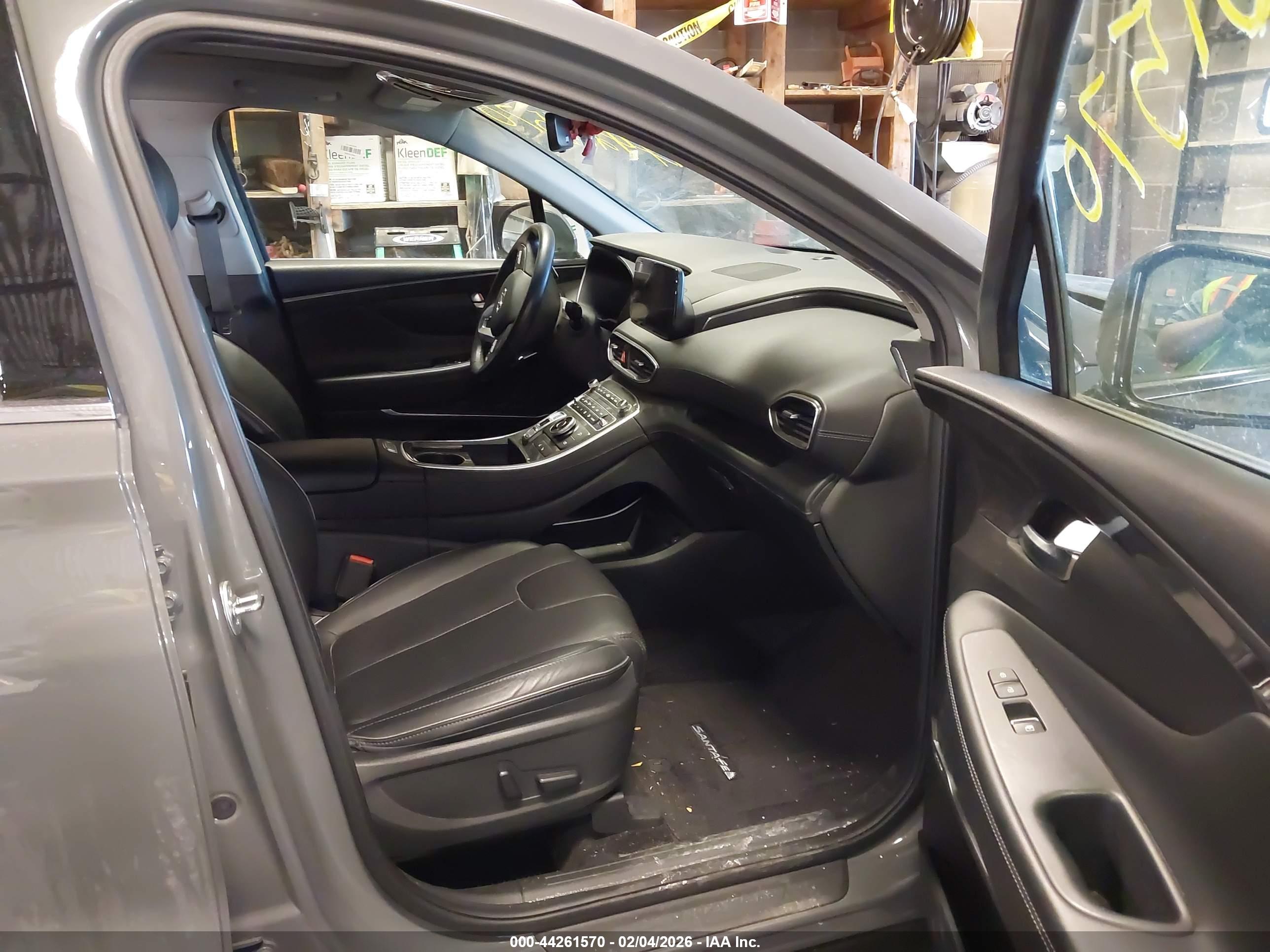 HYUNDAI SANTA image 5
