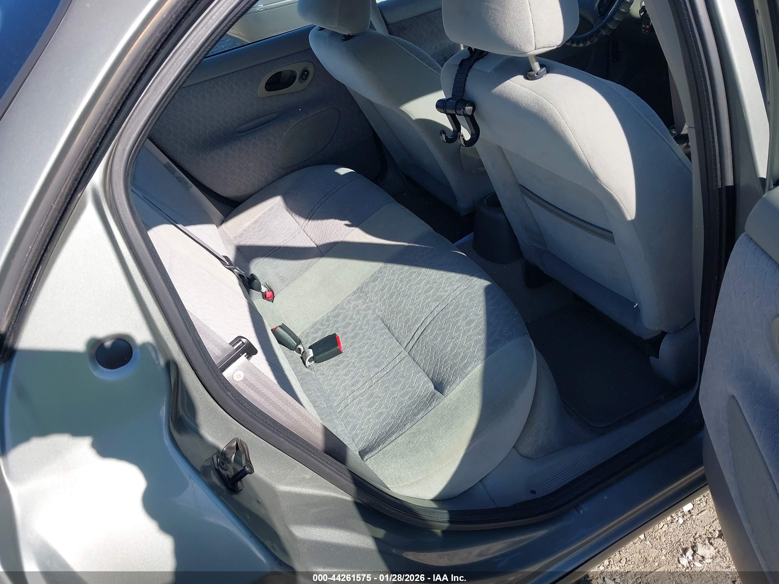 FORD CONTOUR image 8