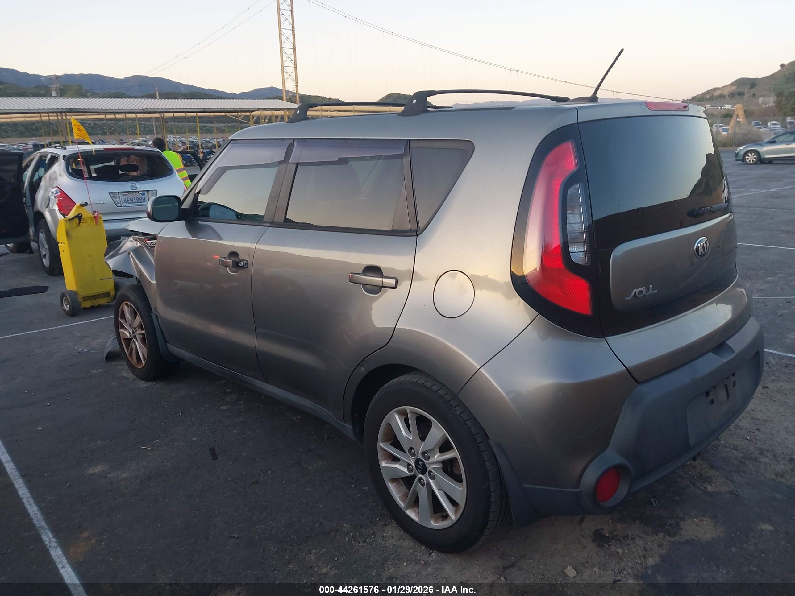 KIA SOUL image 3