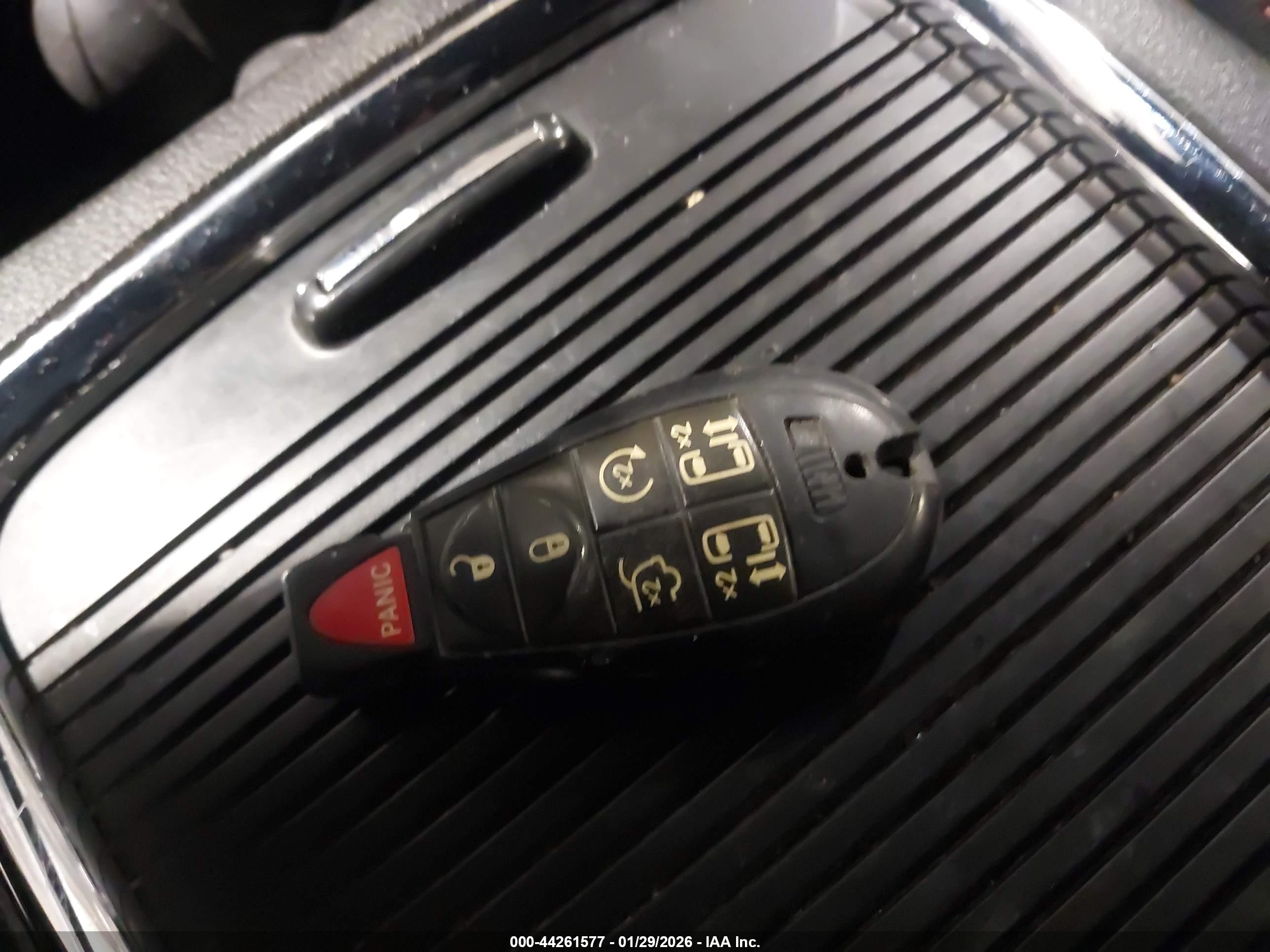 DODGE GRAND image 11