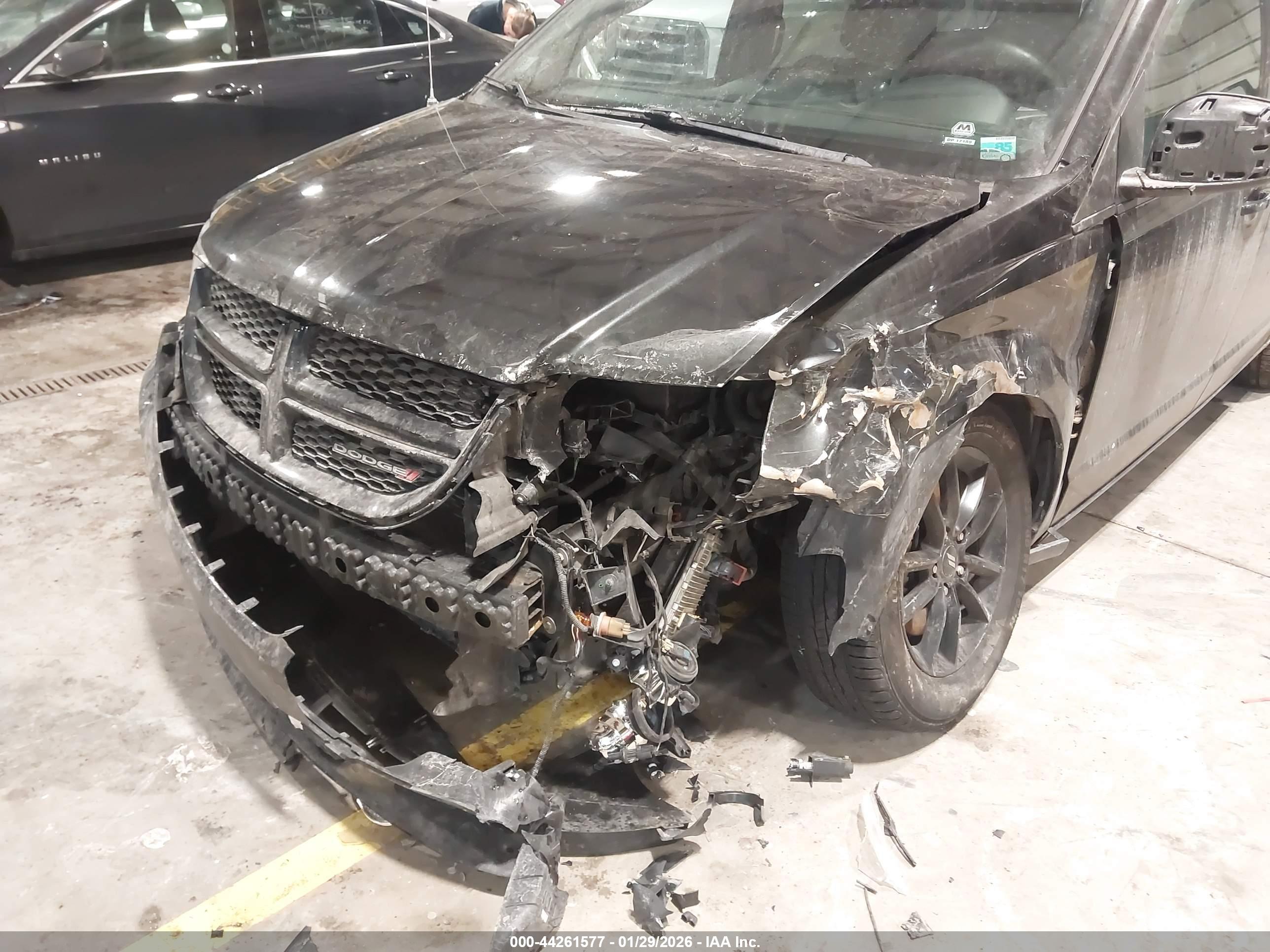 DODGE GRAND image 6