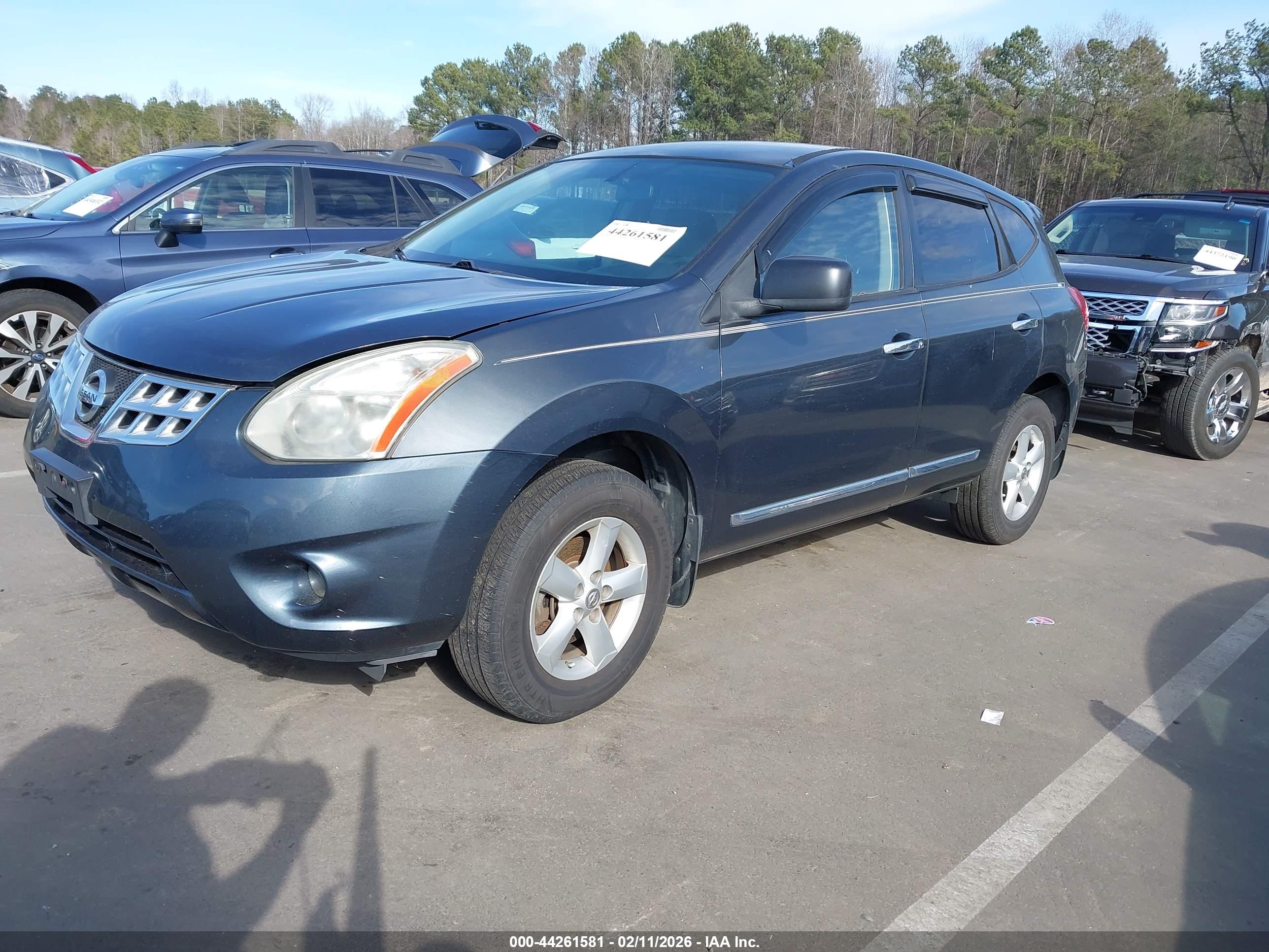 NISSAN ROGUE image 2