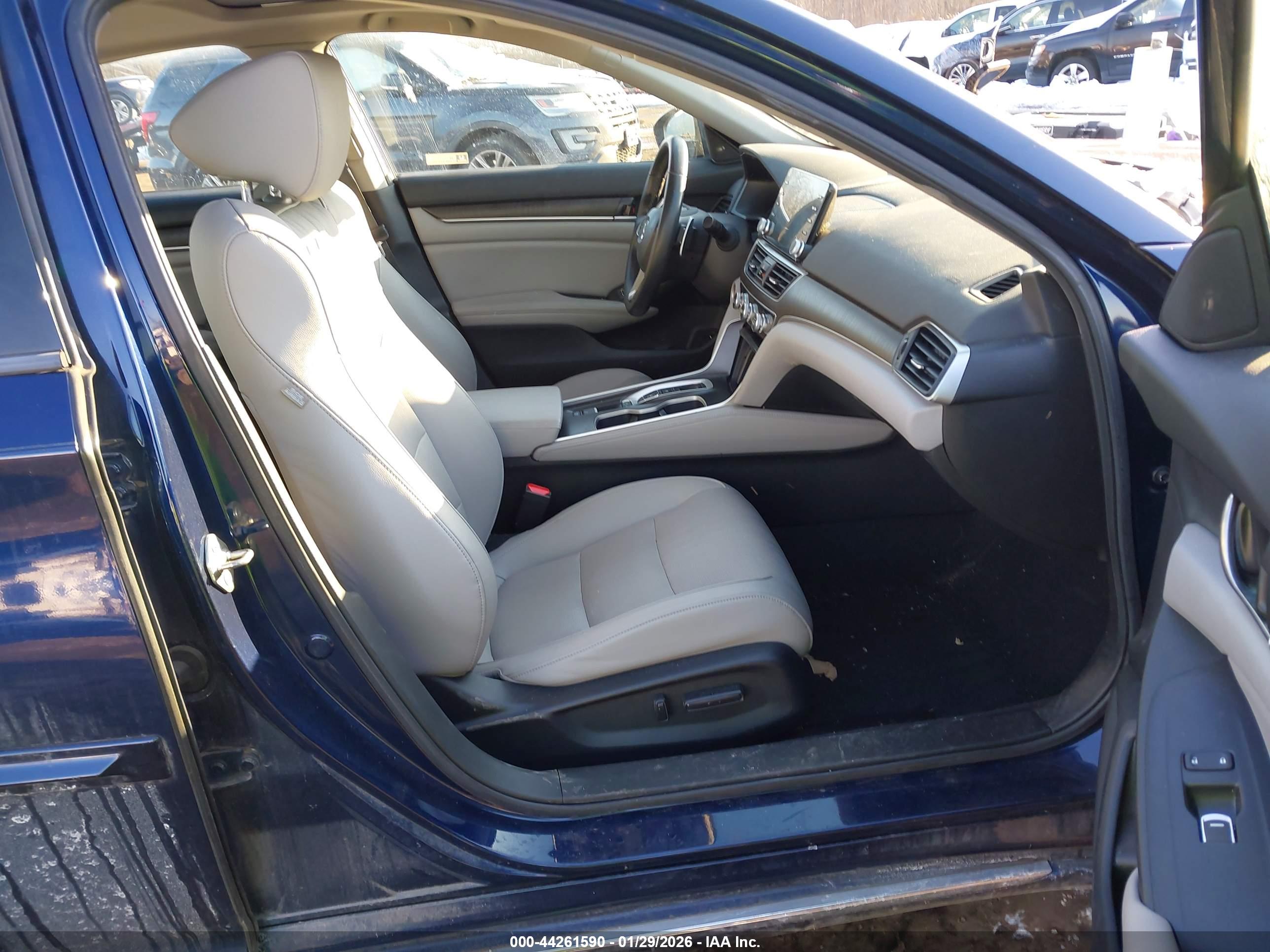 HONDA ACCORD image 5