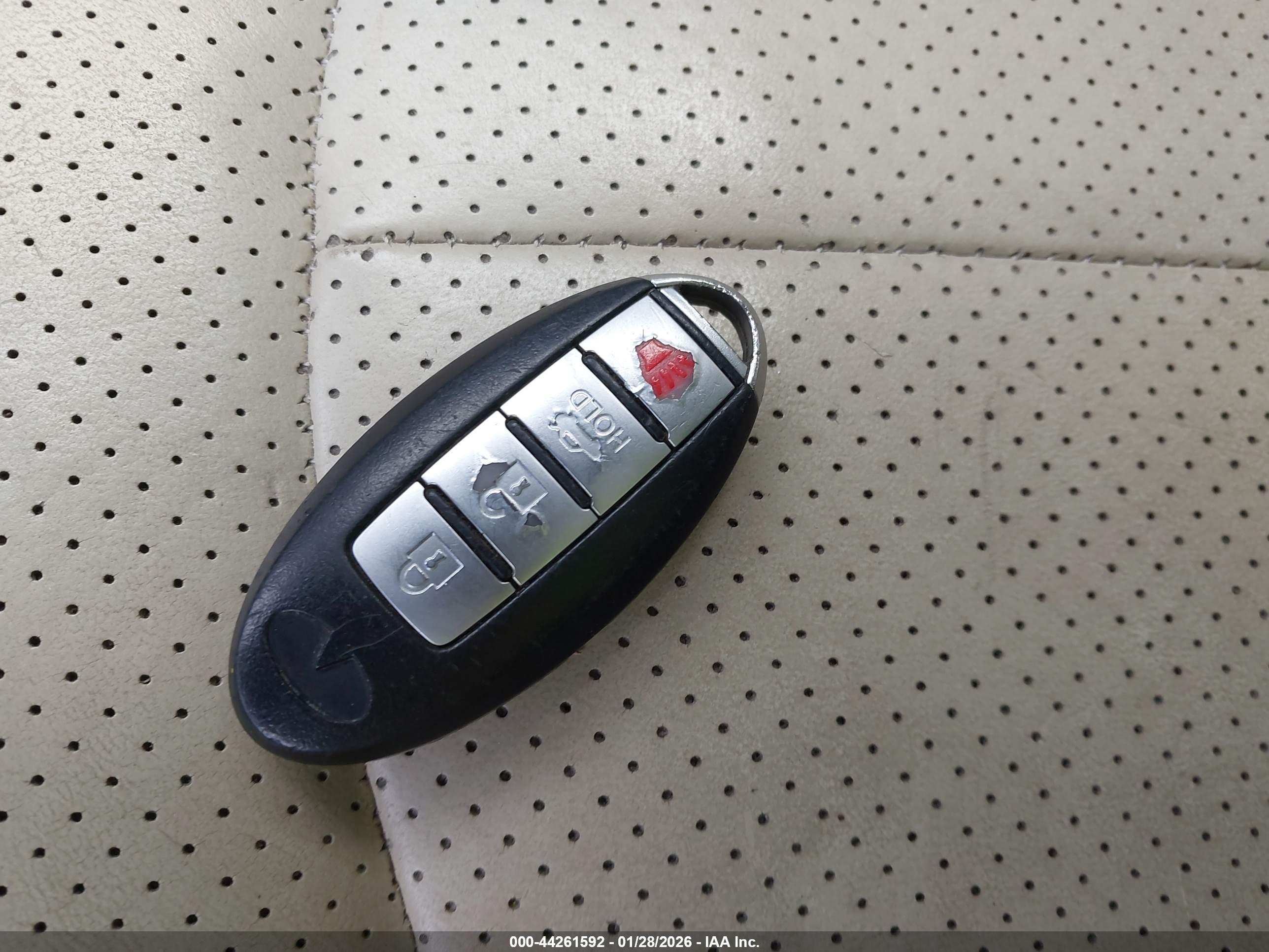 INFINITI G37X image 11