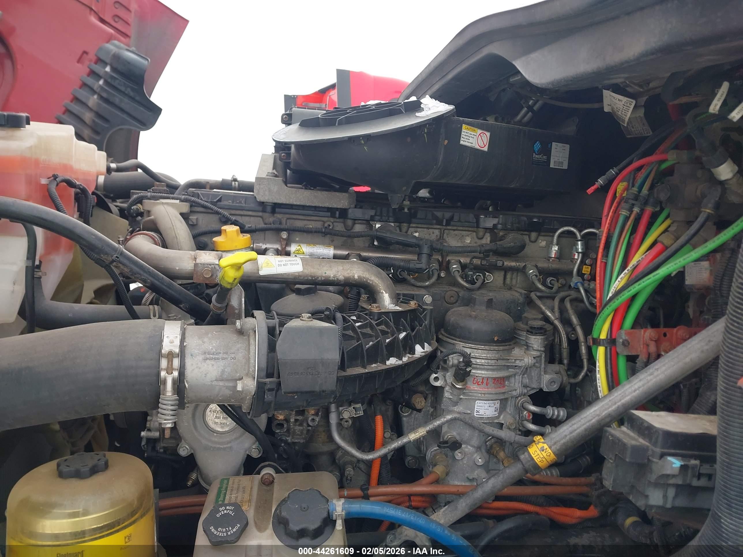 FREIGHTLINER CASCADIA image 10