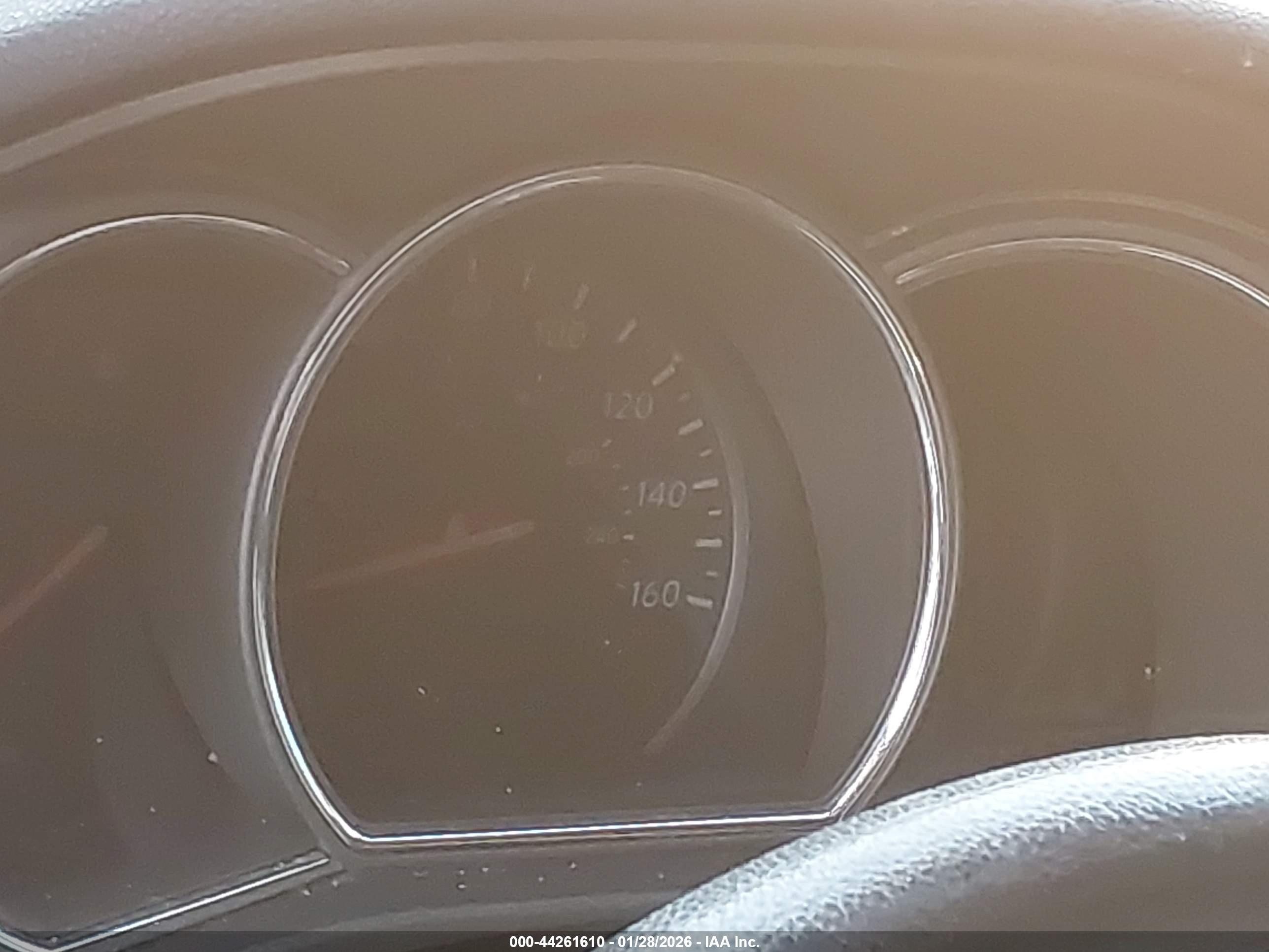 NISSAN MURANO image 7