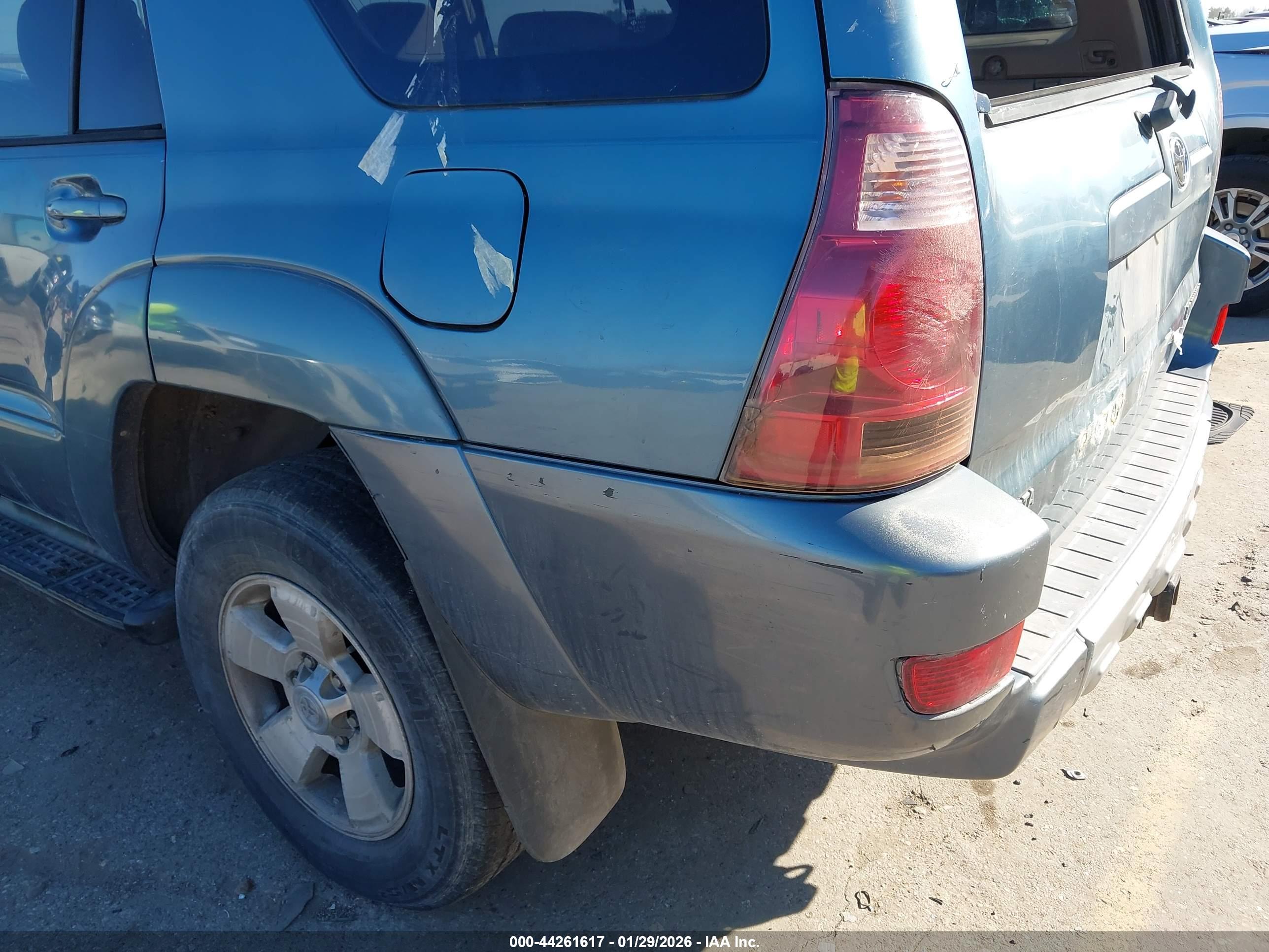 TOYOTA 4RUNNER image 6
