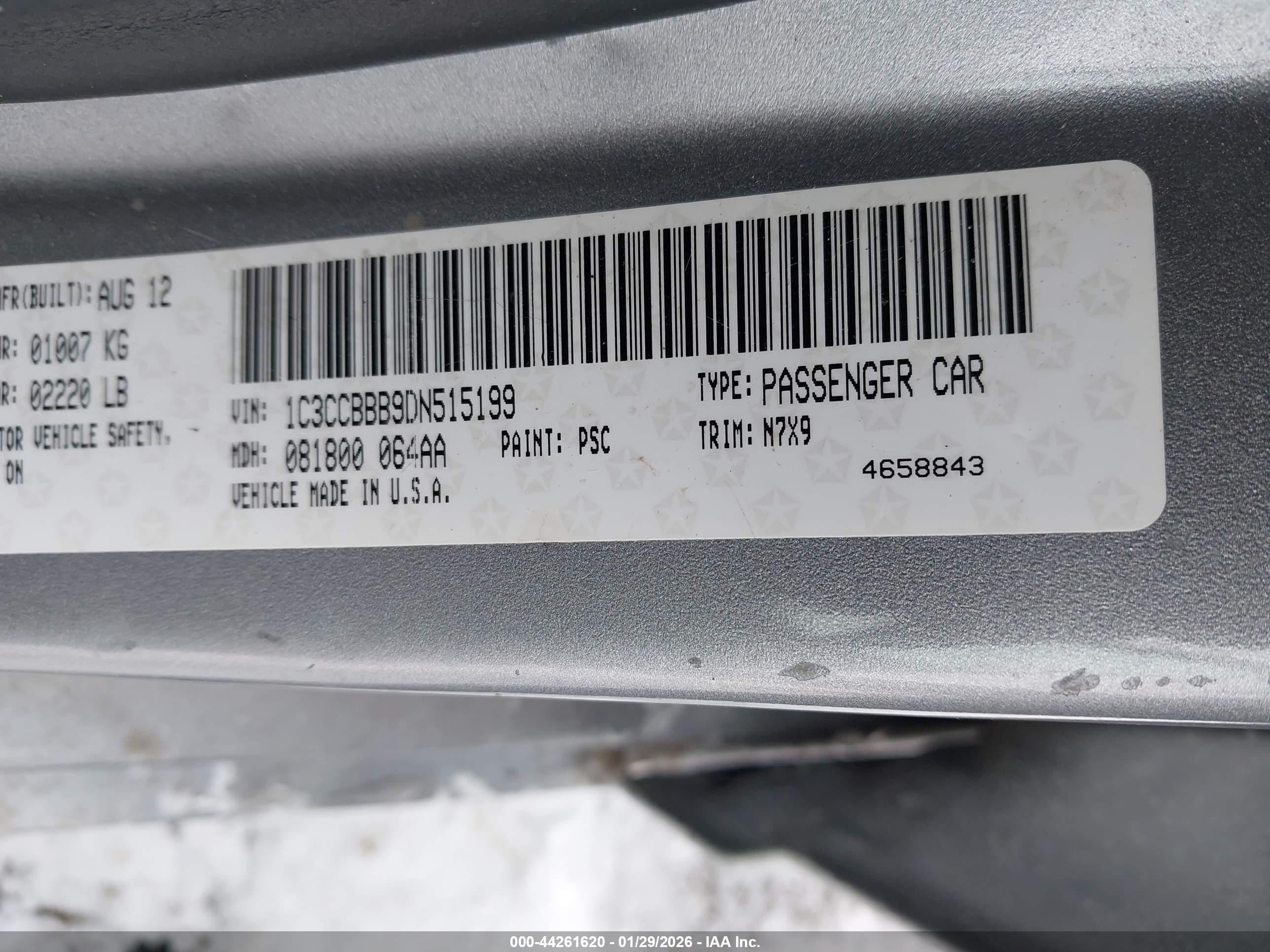 CHRYSLER 200 image 9