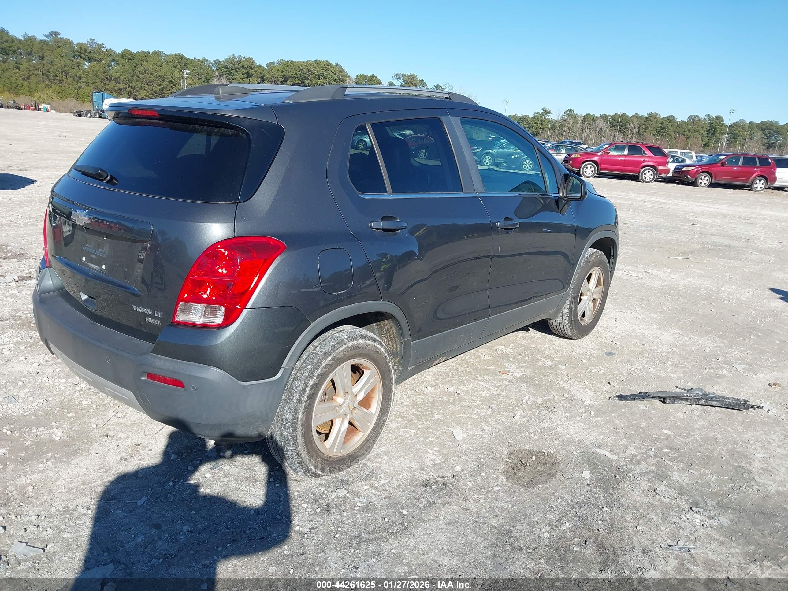 CHEVROLET TRAX image 4