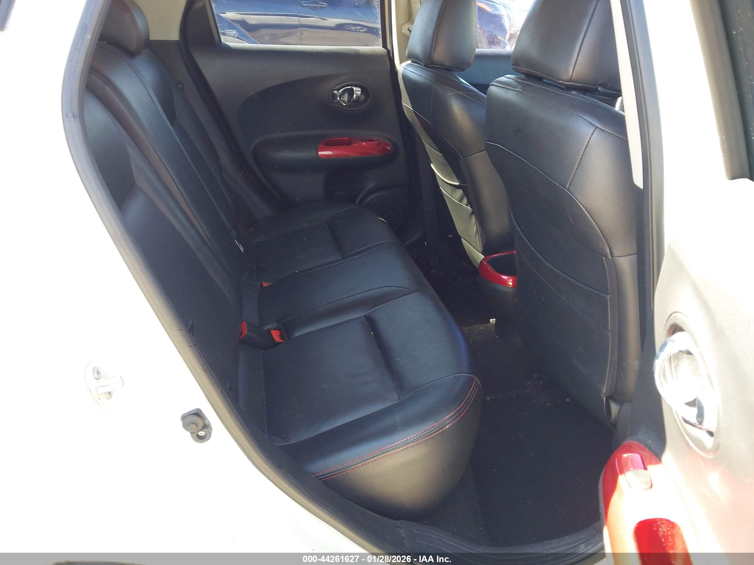 NISSAN JUKE image 8