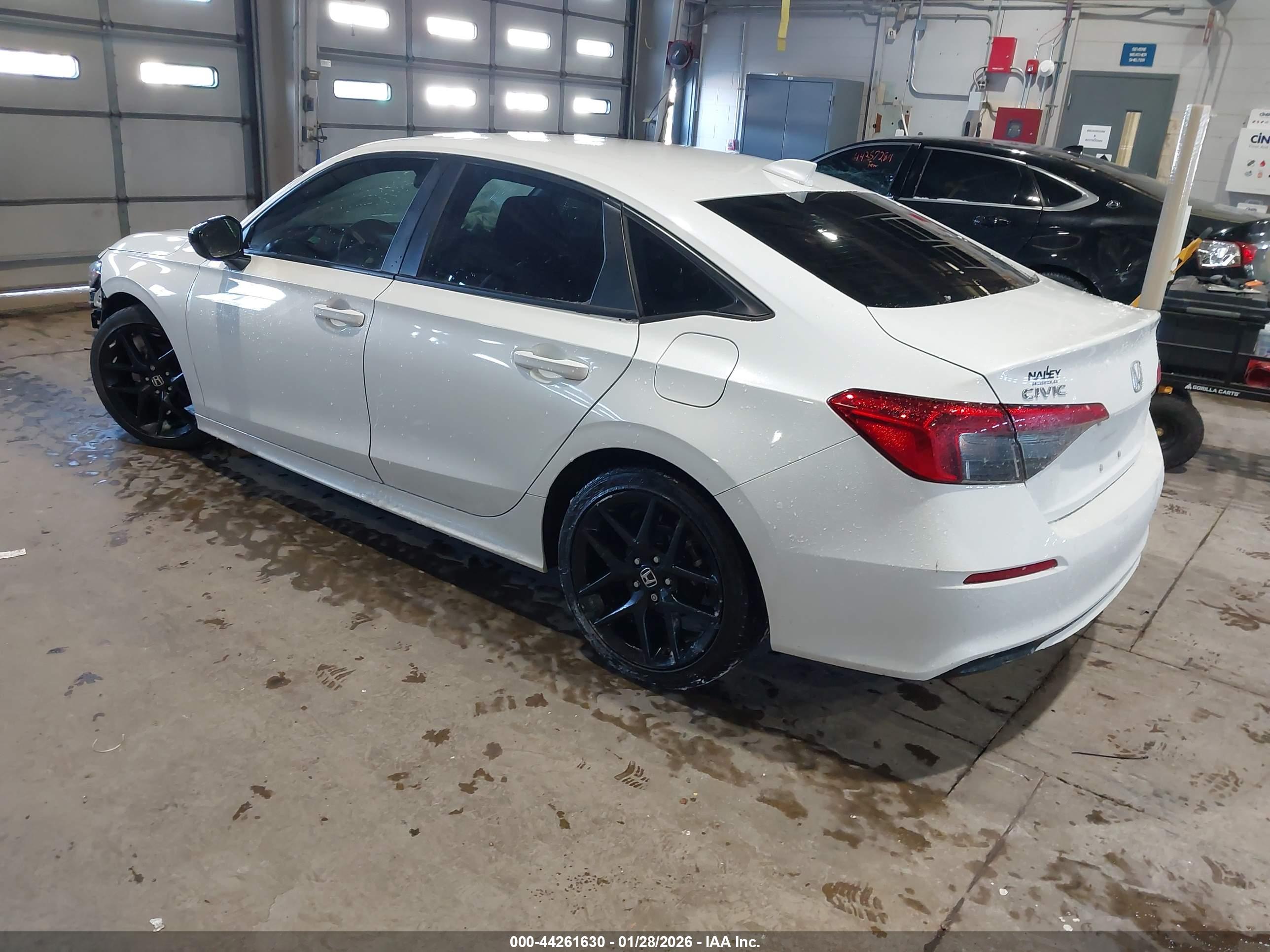 HONDA CIVIC image 3