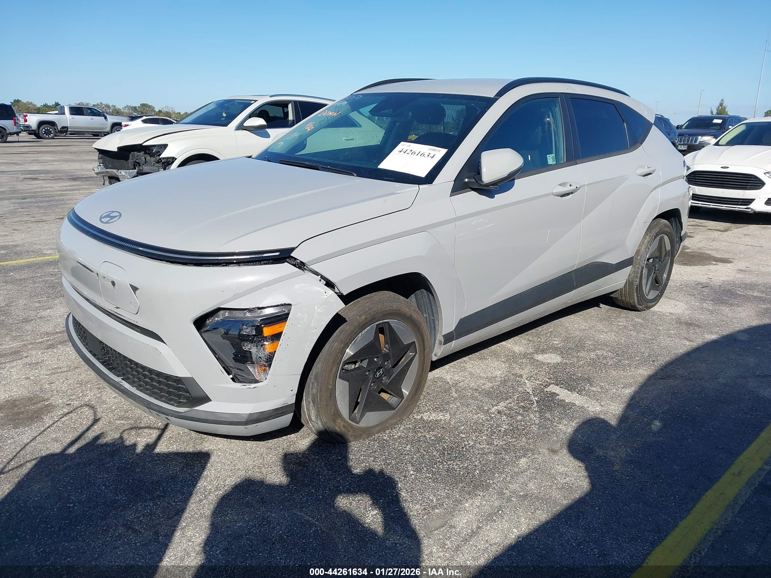 HYUNDAI KONA image 2