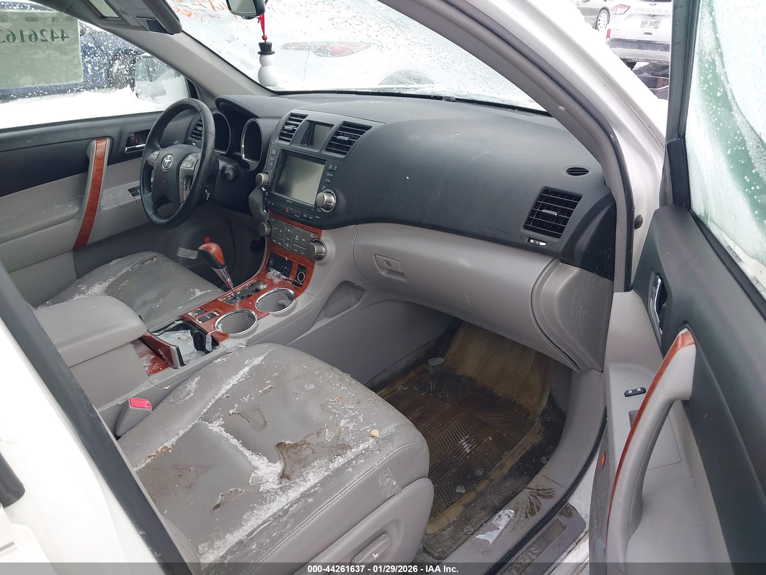TOYOTA HIGHLANDER image 5