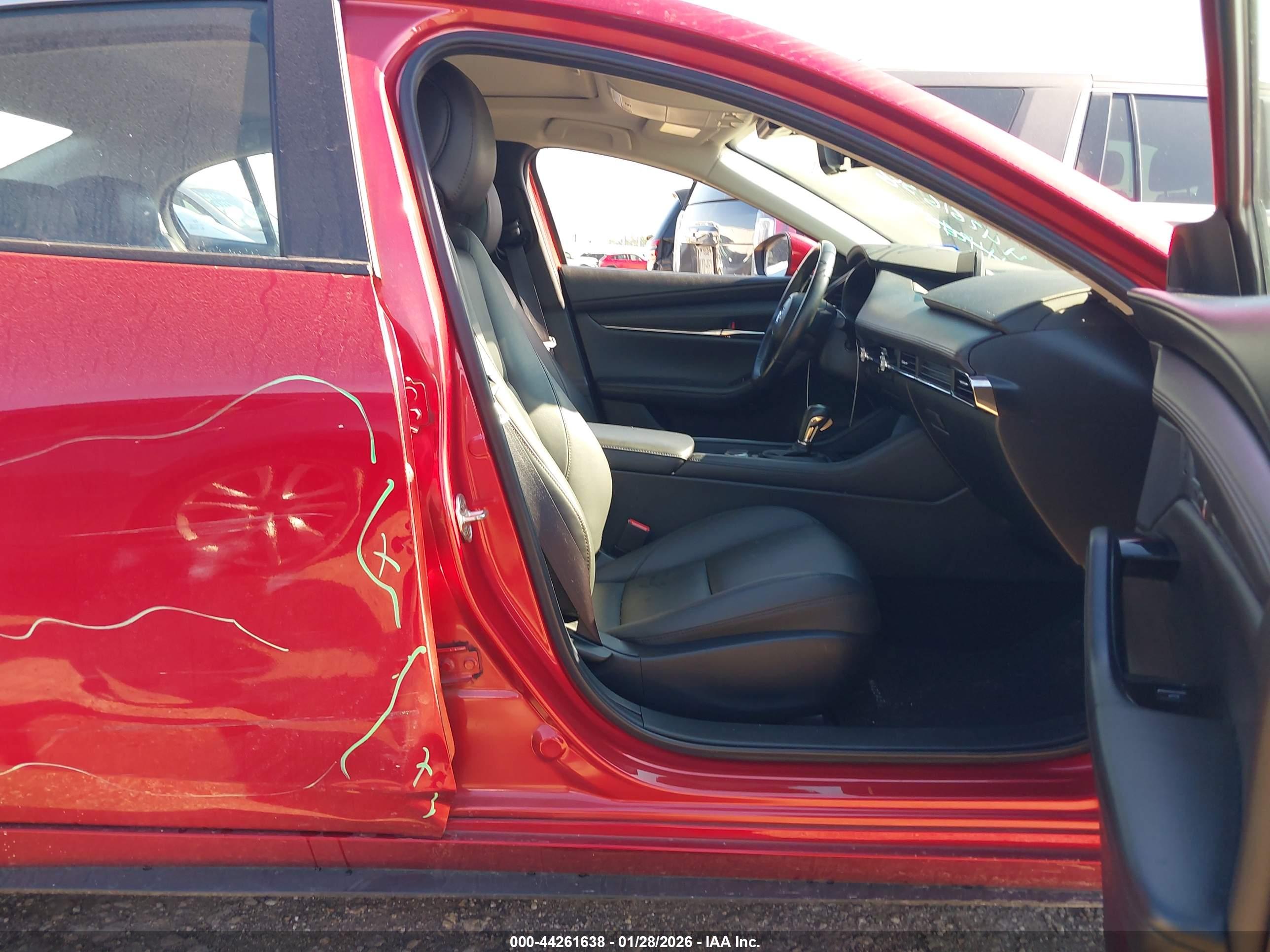 MAZDA MAZDA3 image 5