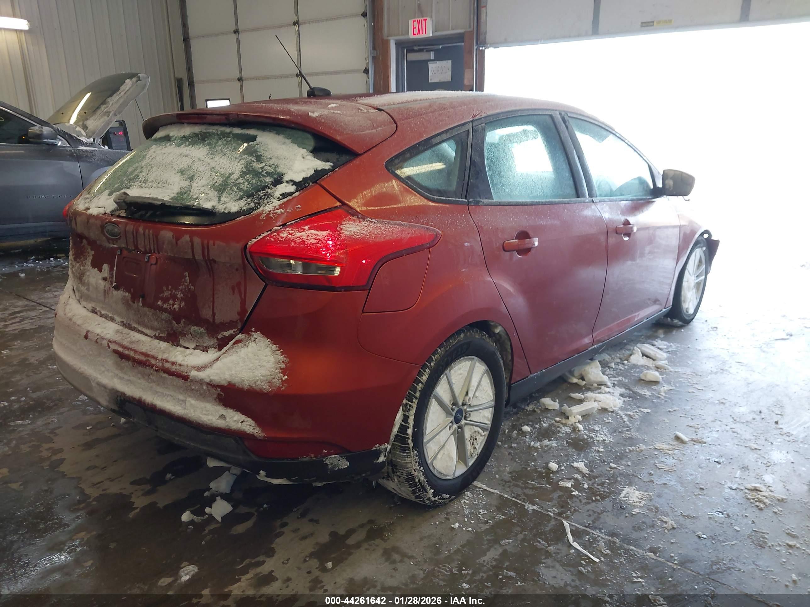 FORD FOCUS image 4
