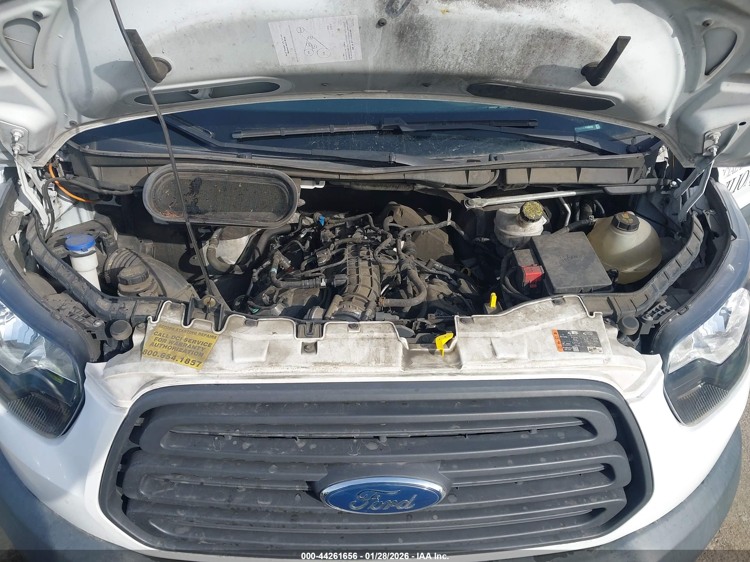 FORD TRANSIT-250 image 10