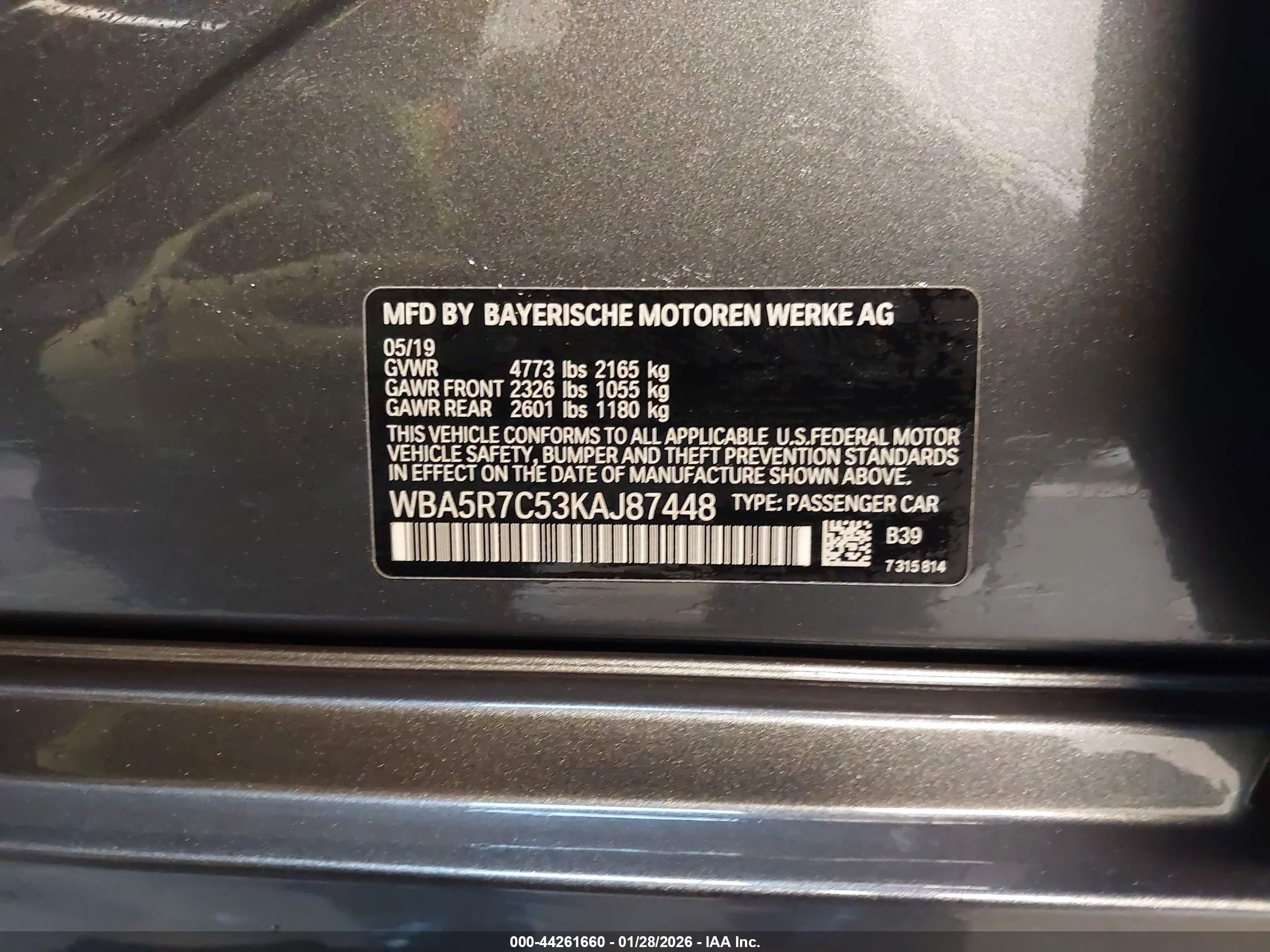 BMW 330I image 9