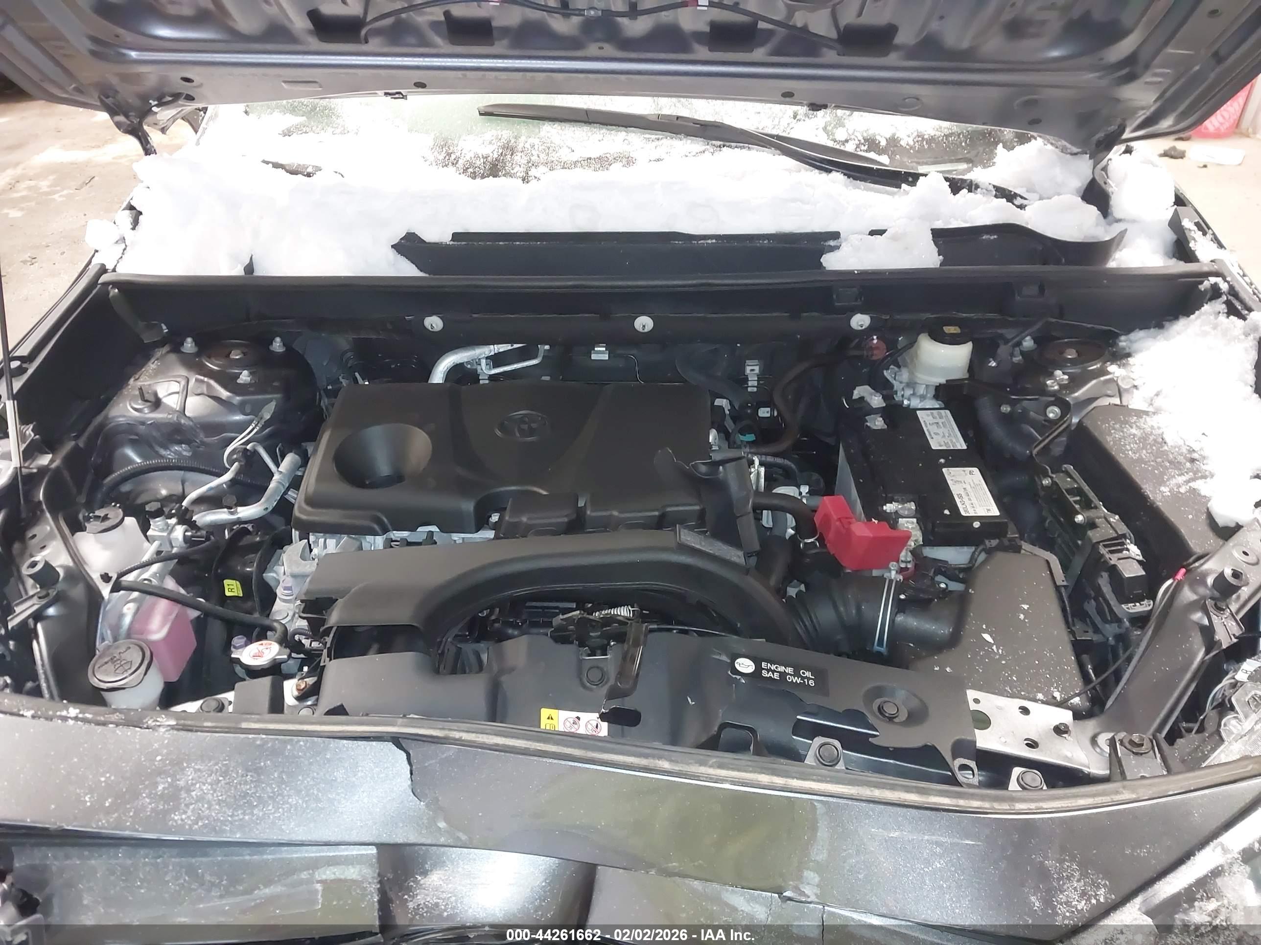 TOYOTA RAV4 image 10