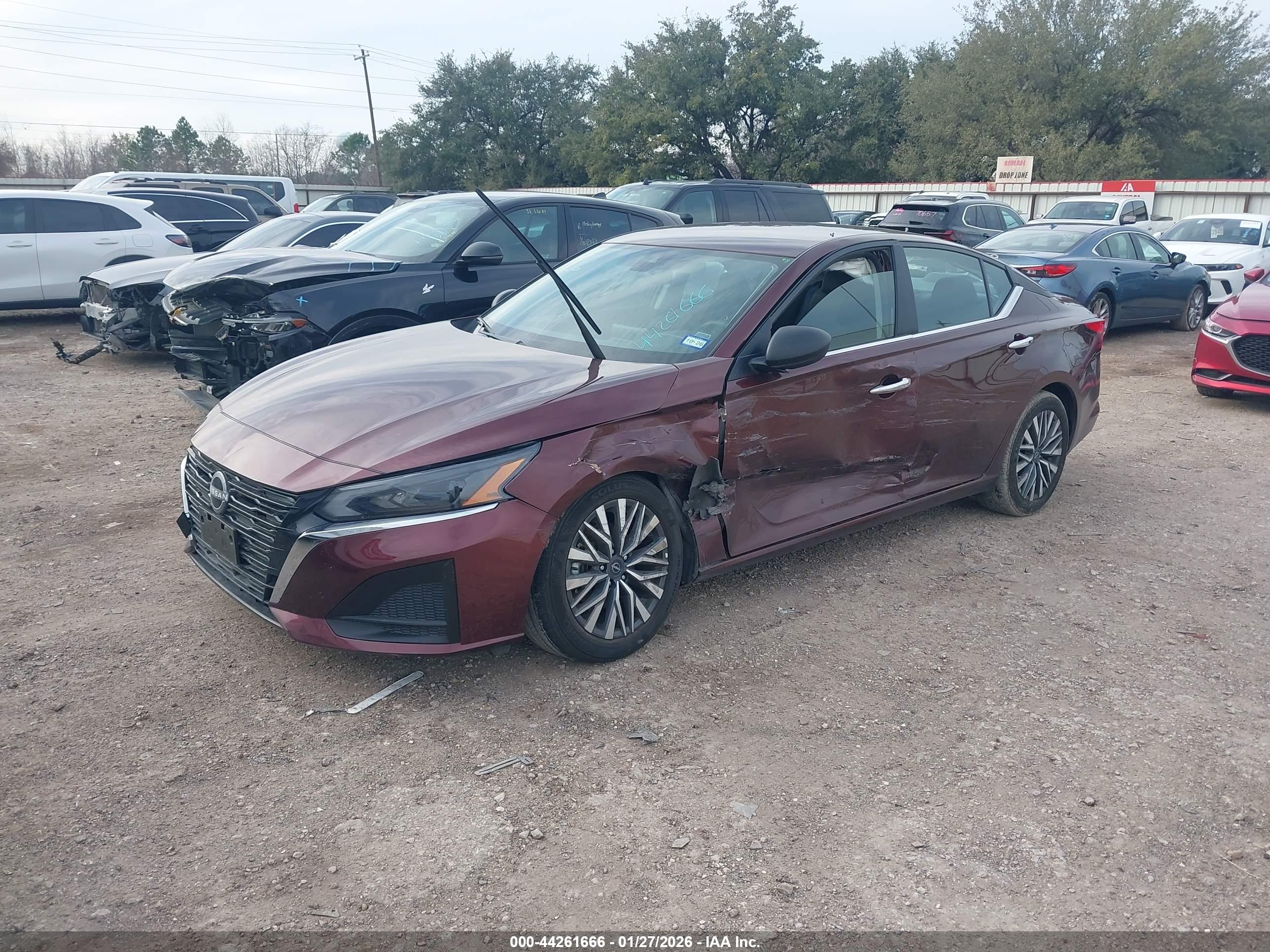 NISSAN ALTIMA image 2