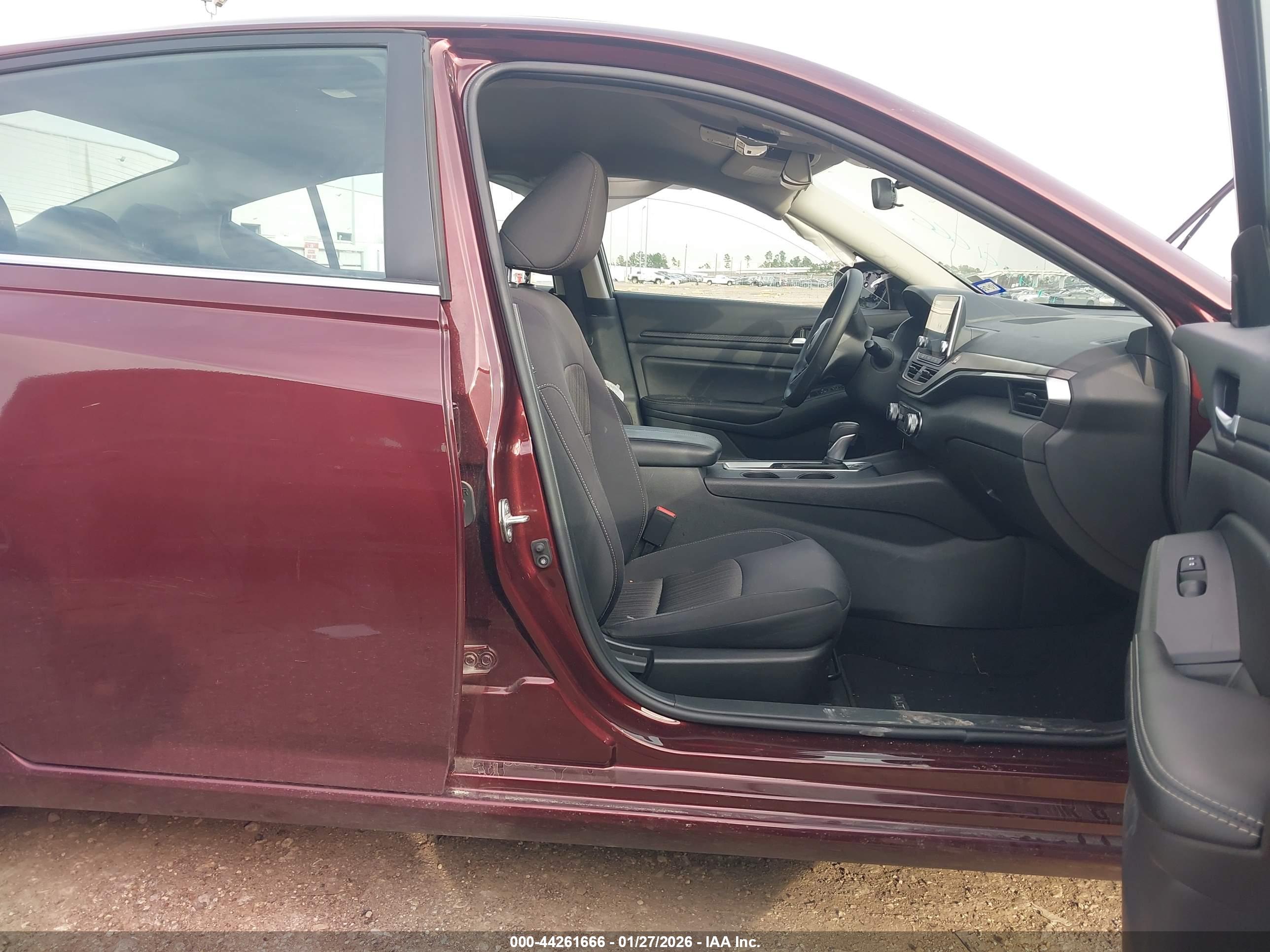 NISSAN ALTIMA image 5