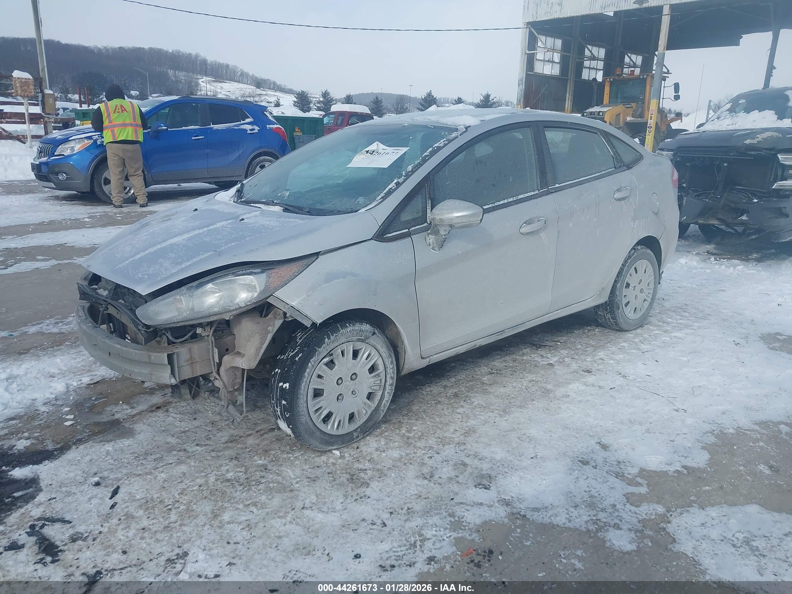FORD FIESTA image 2