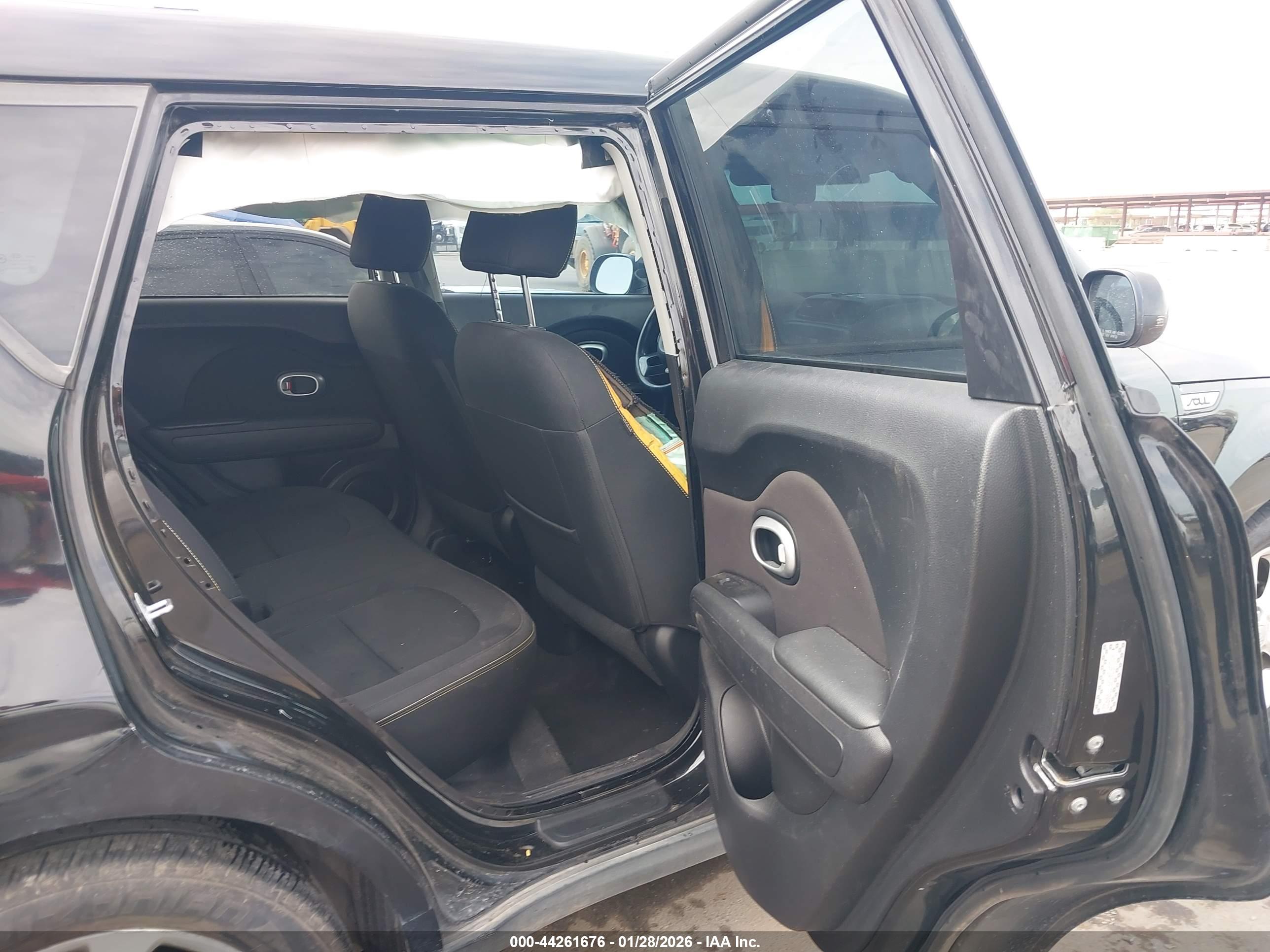 KIA SOUL image 8