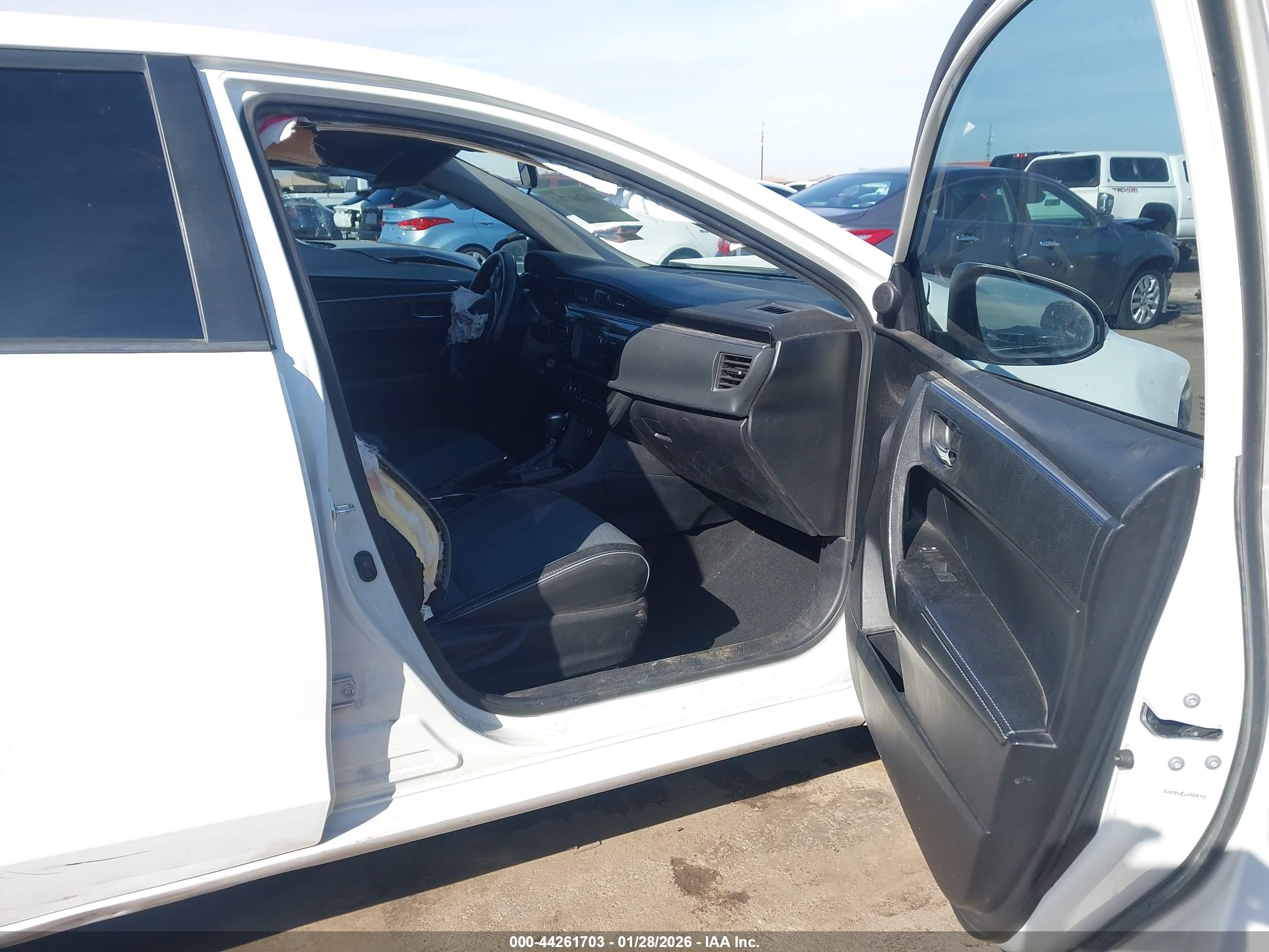 TOYOTA COROLLA image 5
