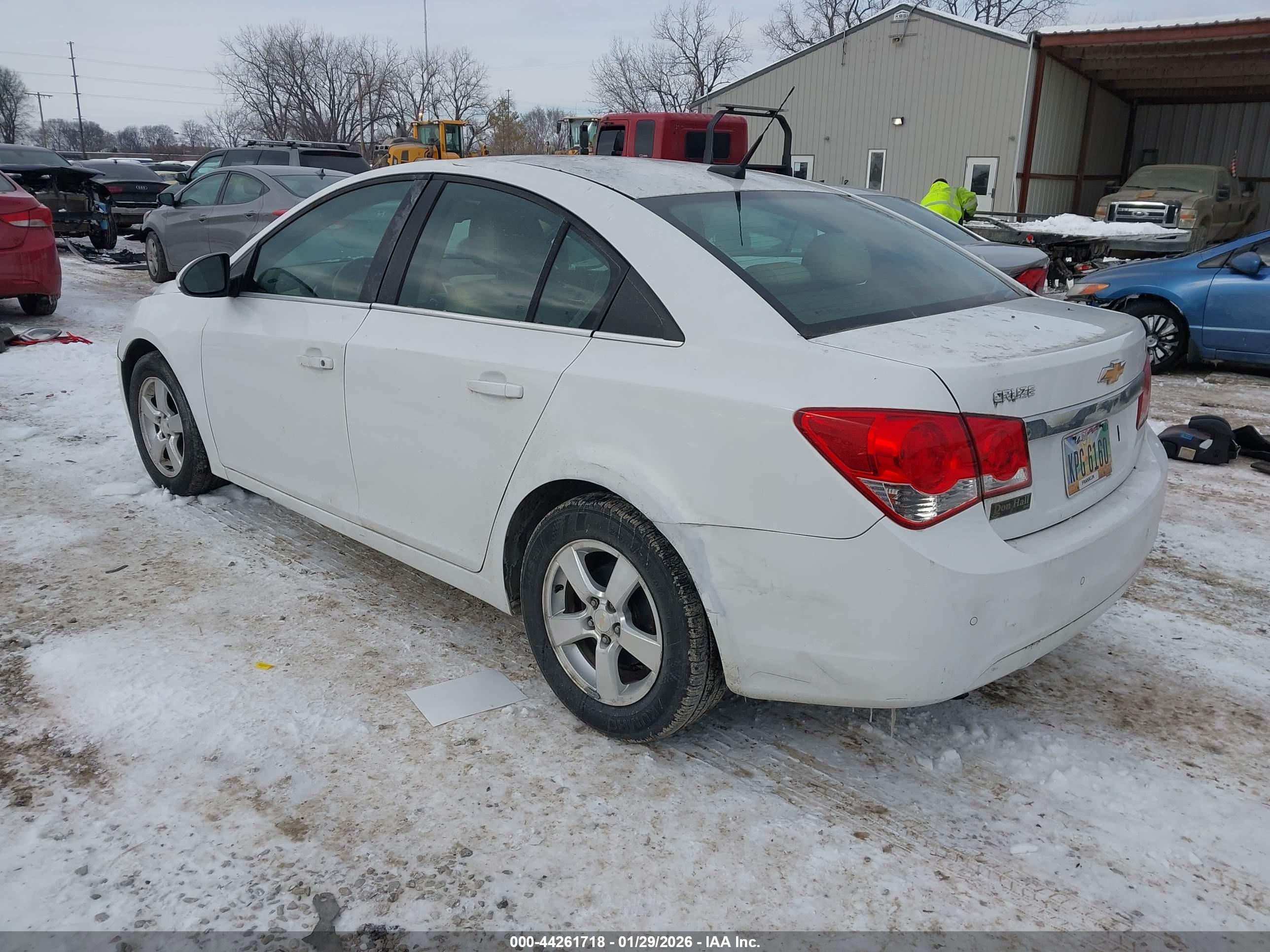 CHEVROLET CRUZE image 3