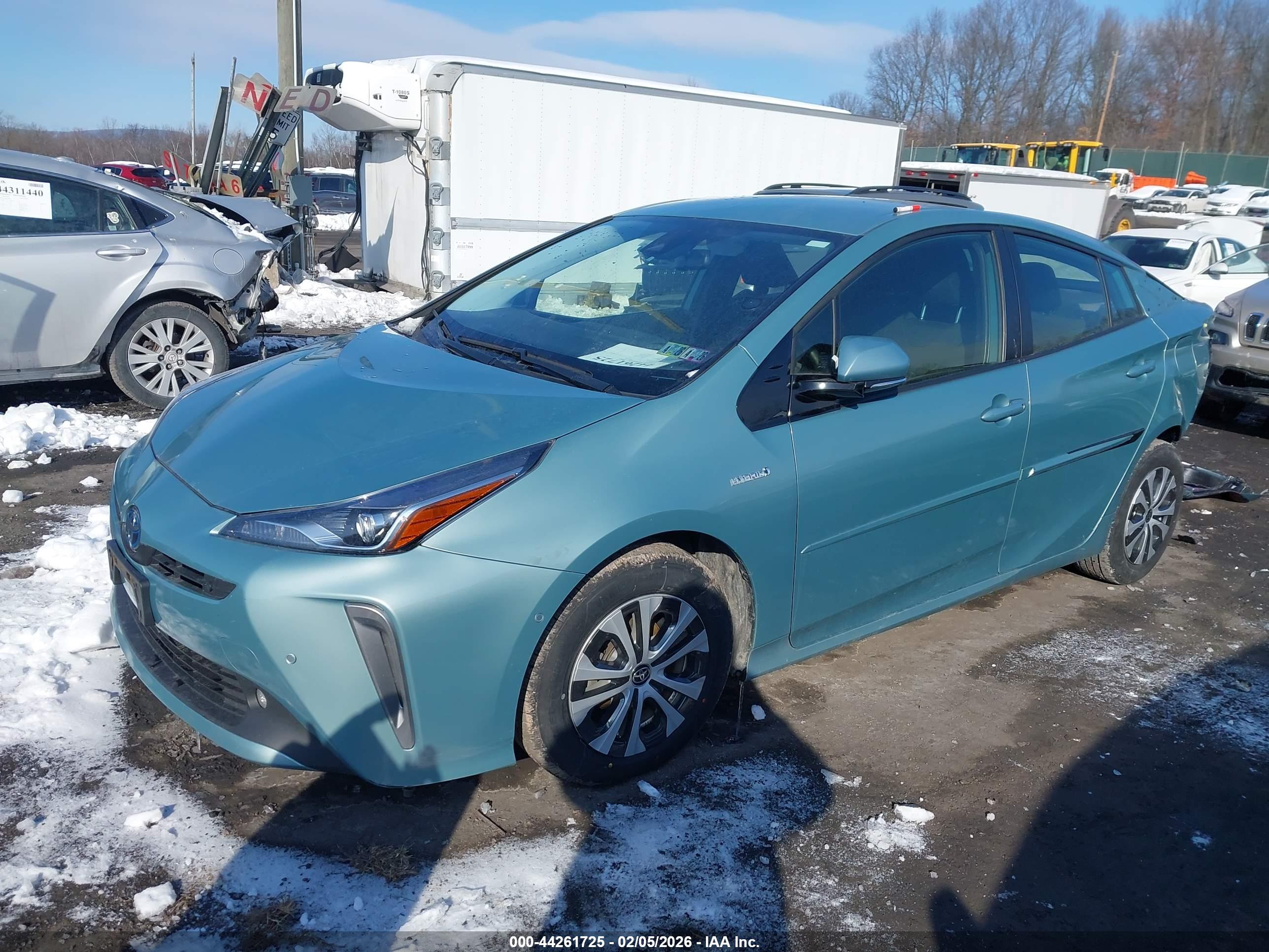 TOYOTA PRIUS image 2