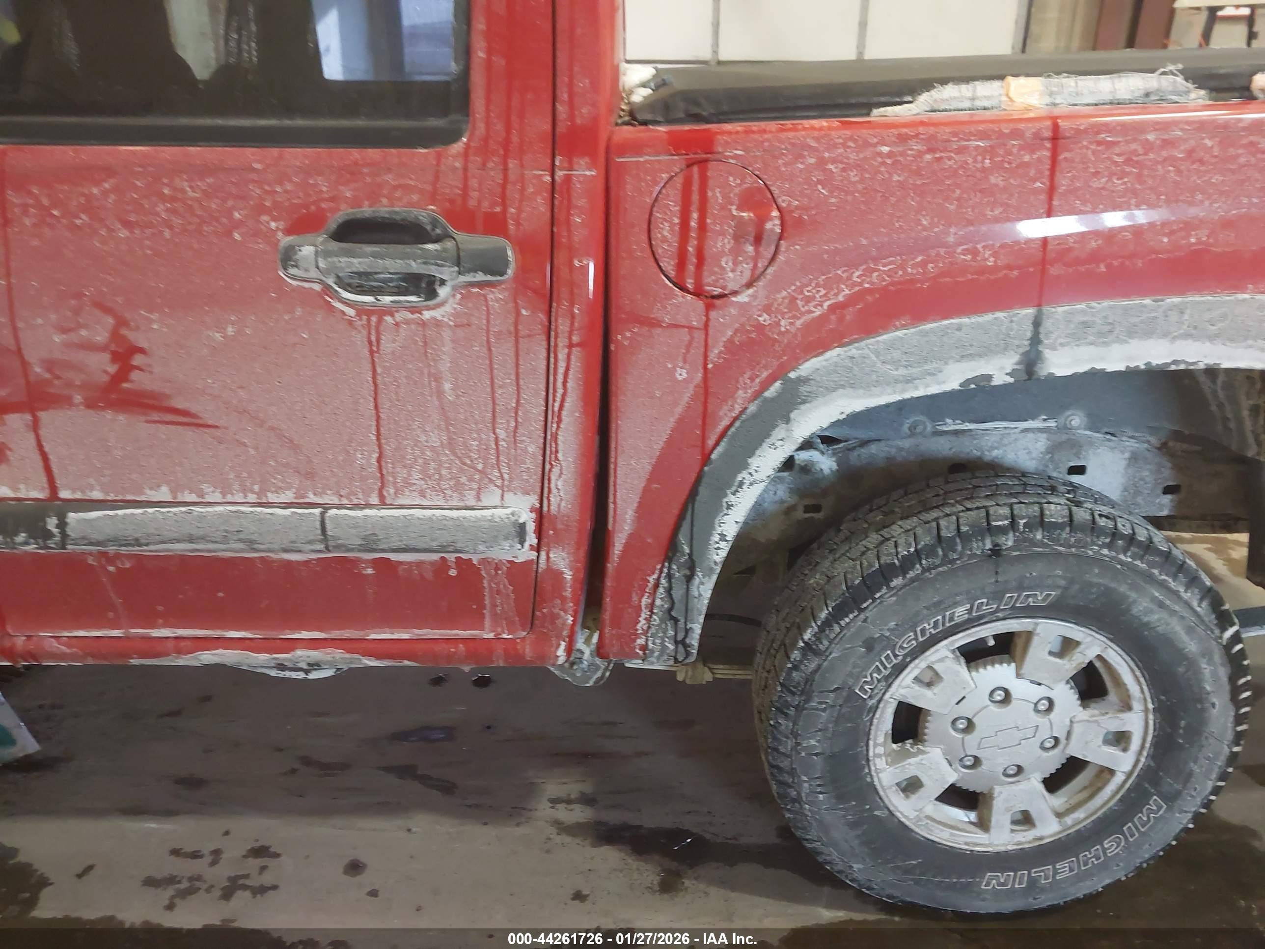 CHEVROLET COLORADO image 6