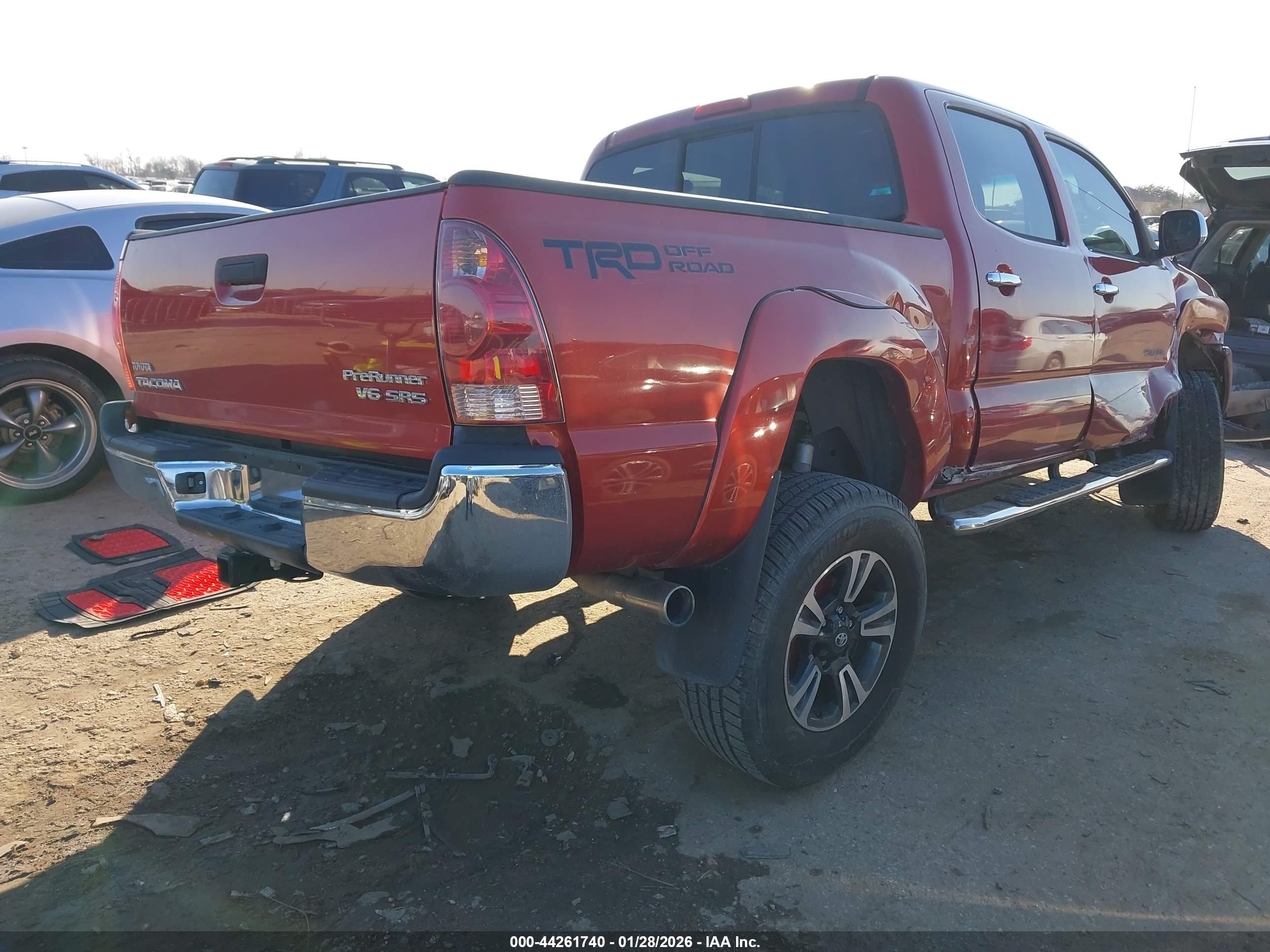 TOYOTA TACOMA image 4