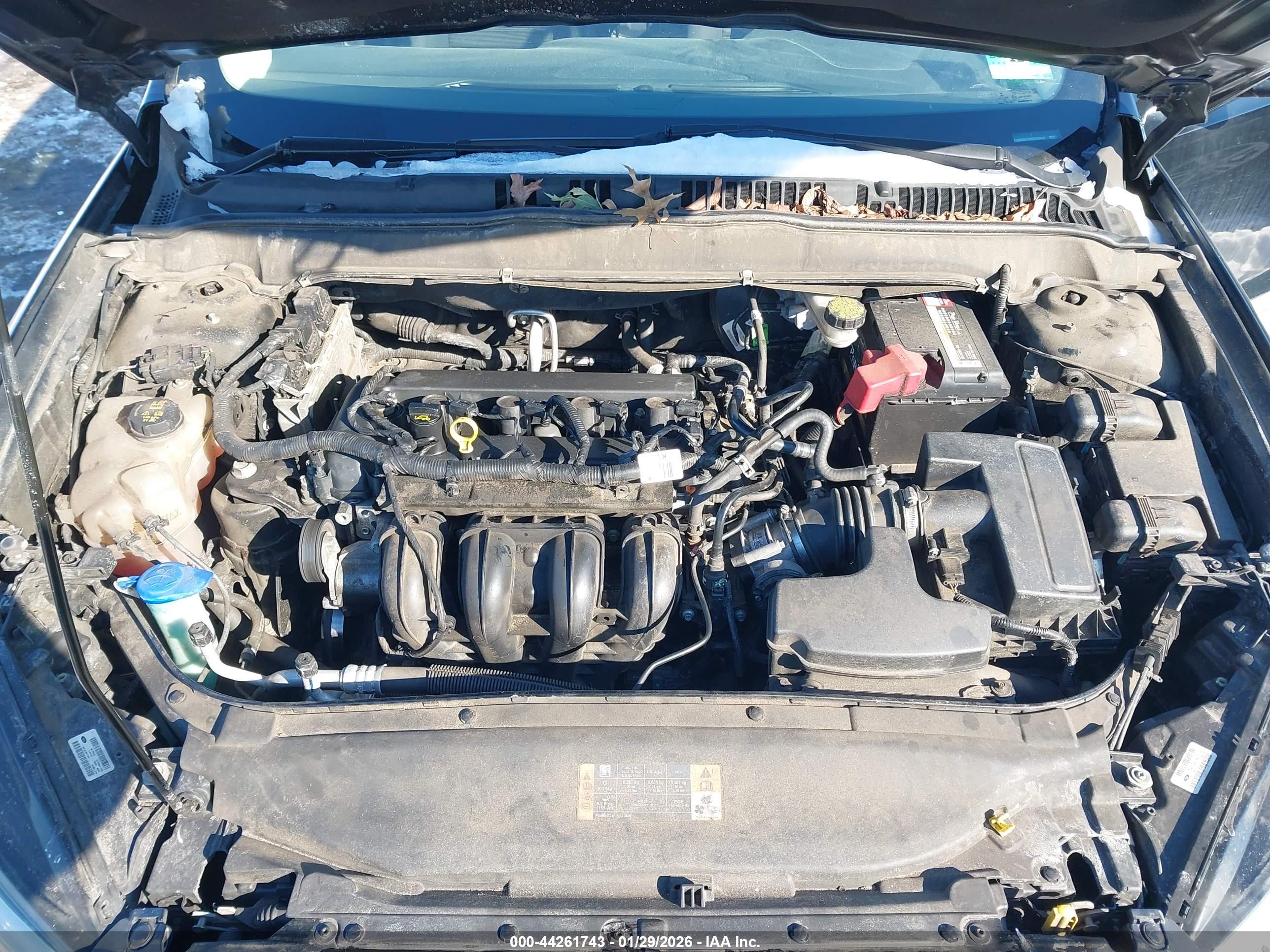 FORD FUSION image 10